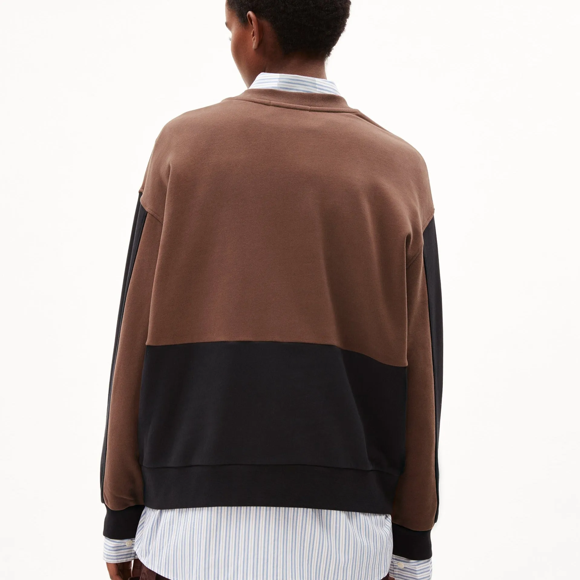 ARMEDANGELS Sweatshirt "AARIN PATCHED"