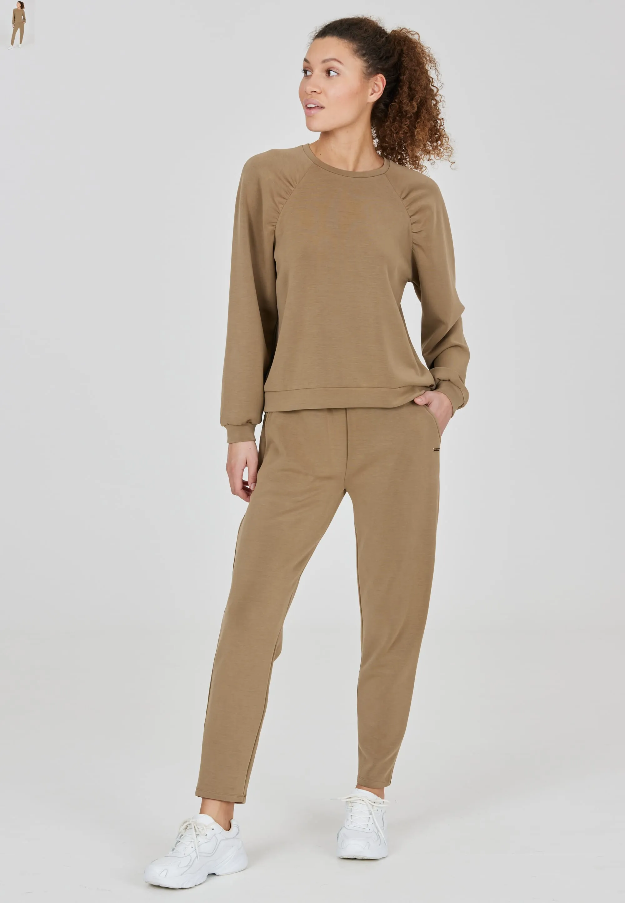 ATHLECIA JILLNANA W BALLOON SLEEVE SWEAT