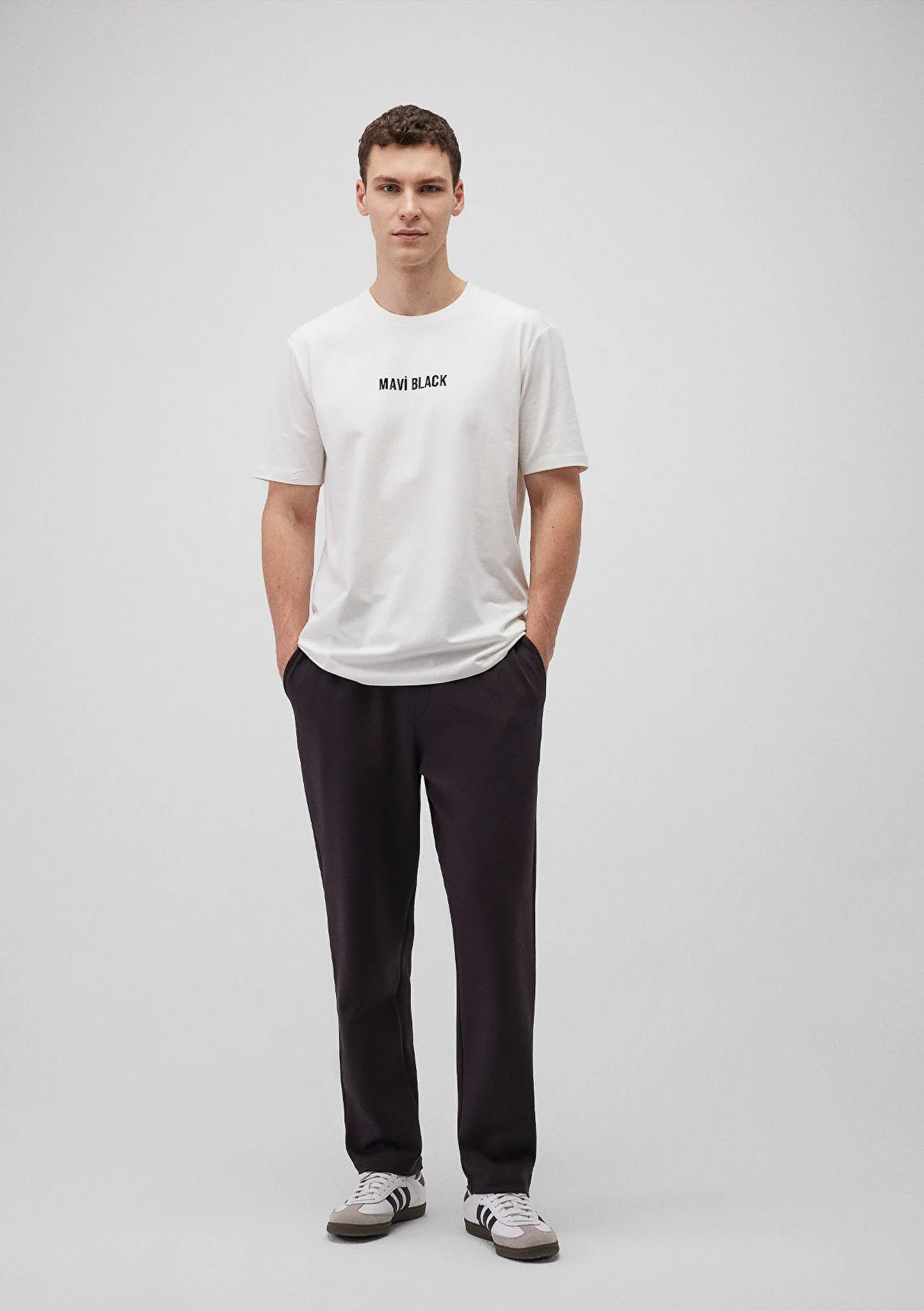 Black Basic Sweatpants