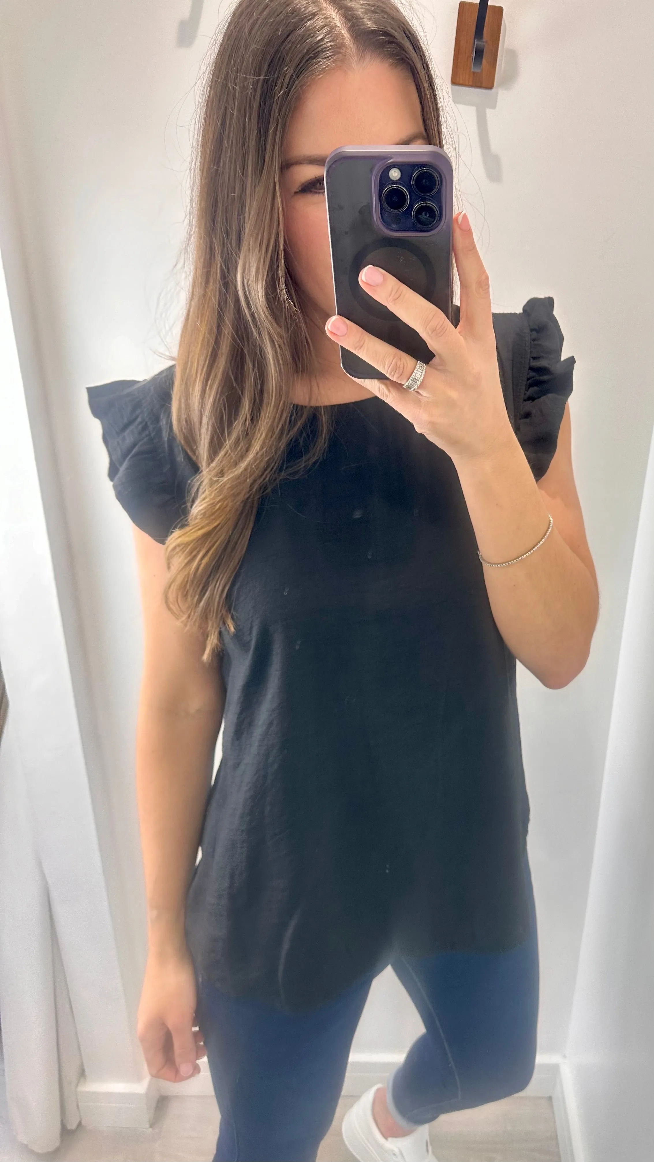 BLACK BUTTON BACK TOP