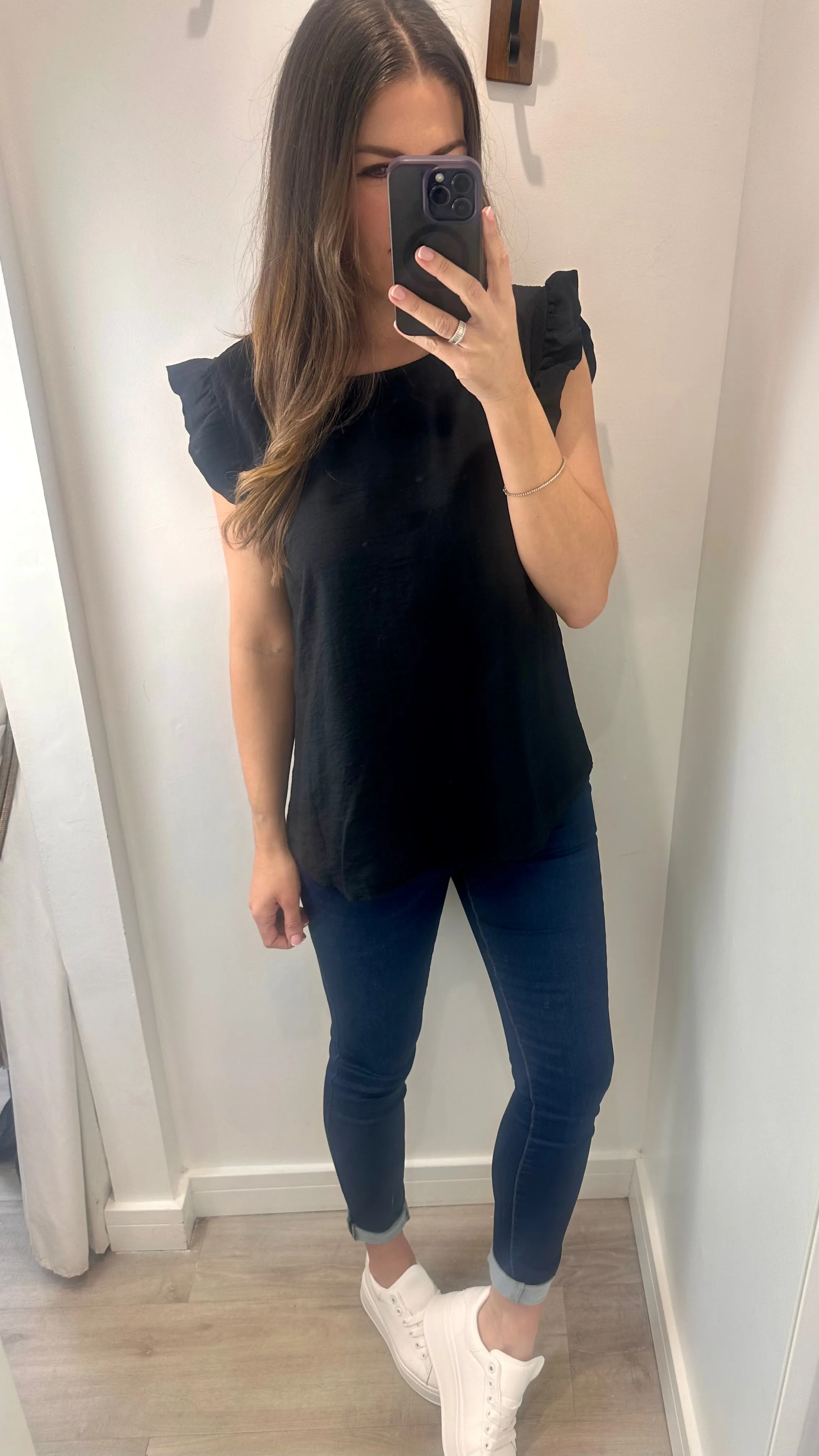 BLACK BUTTON BACK TOP