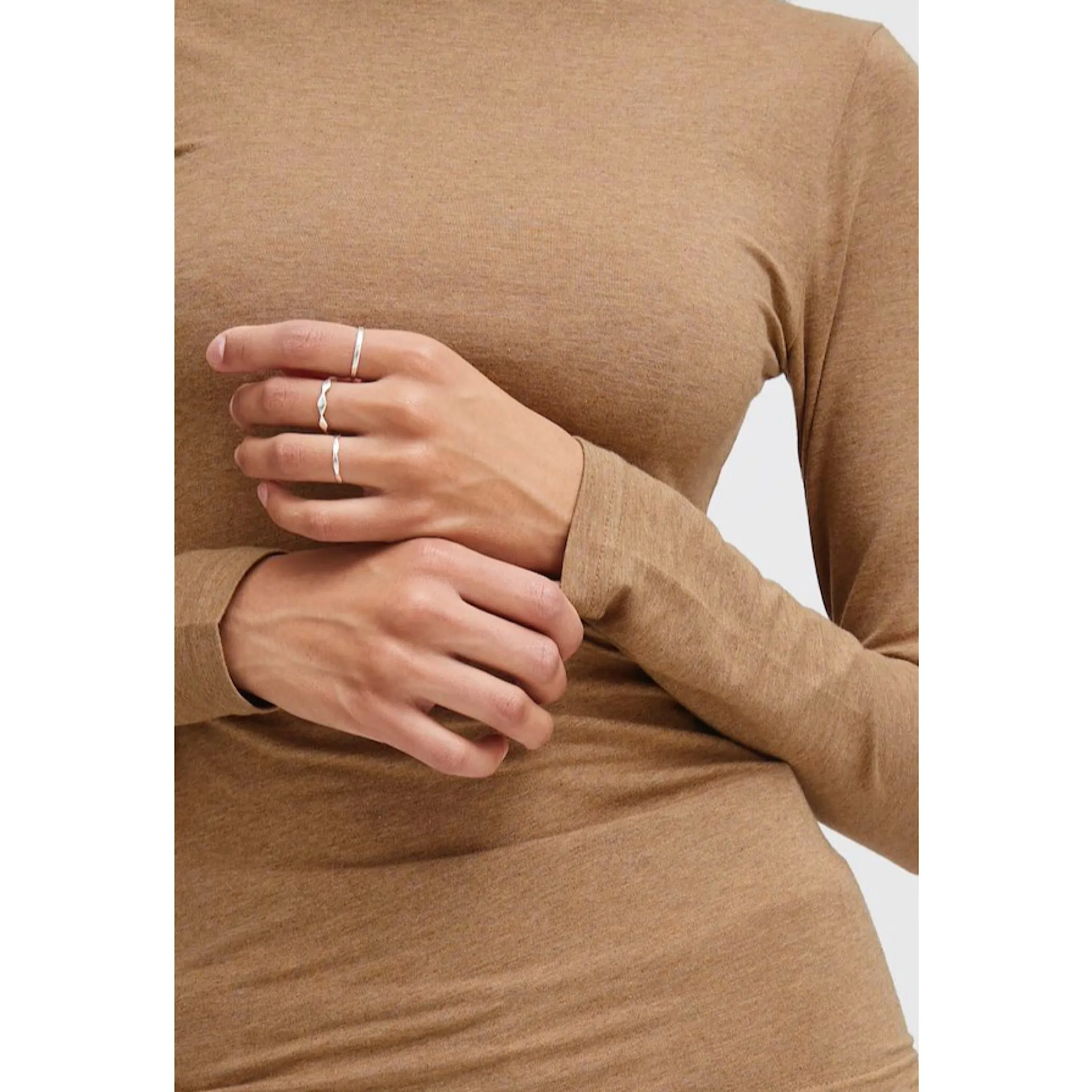 B.young Pamila Roll Neck