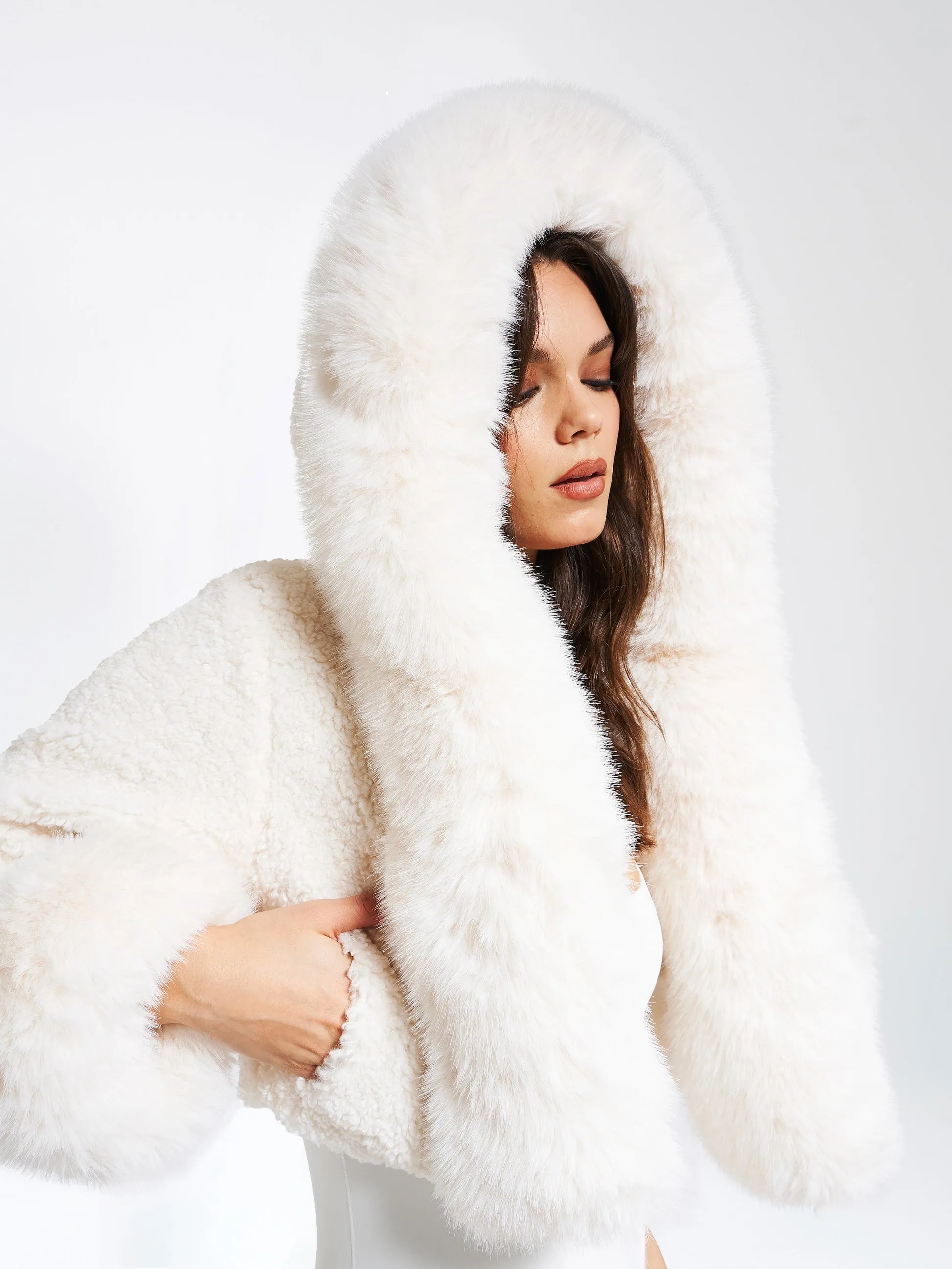 CORA | FAUX FUR COAT