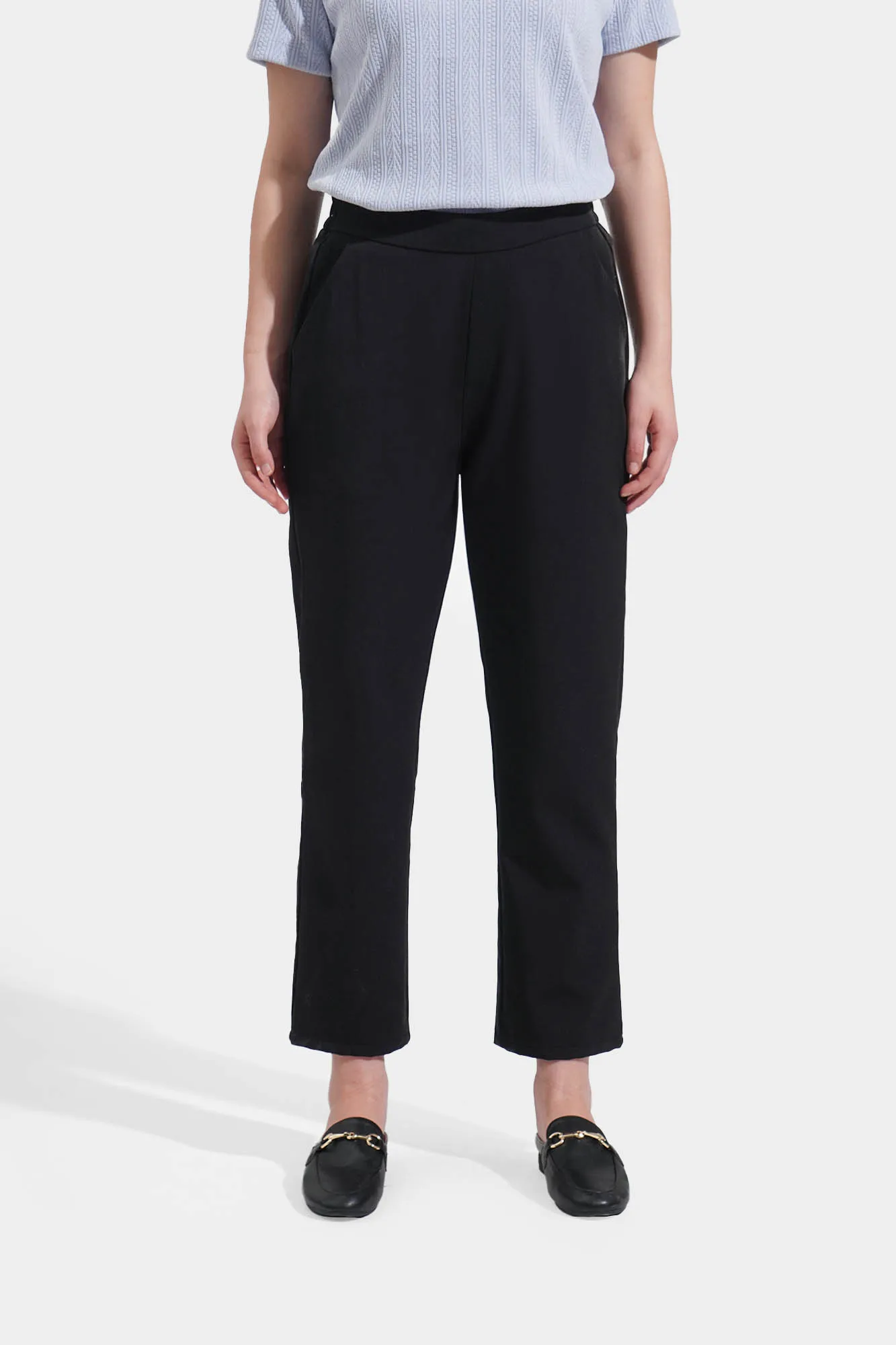 Cozy: Tapered Trousers