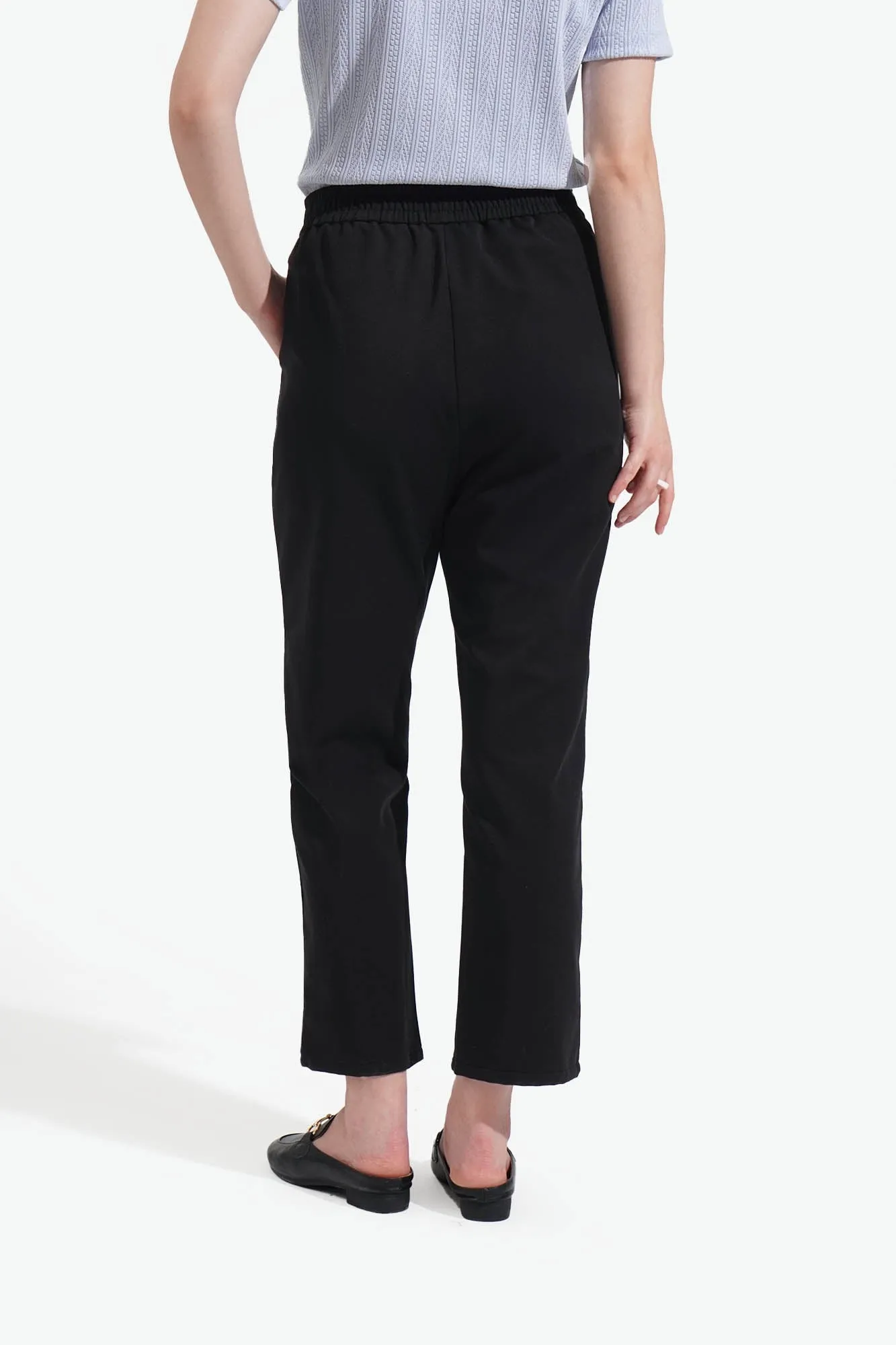 Cozy: Tapered Trousers