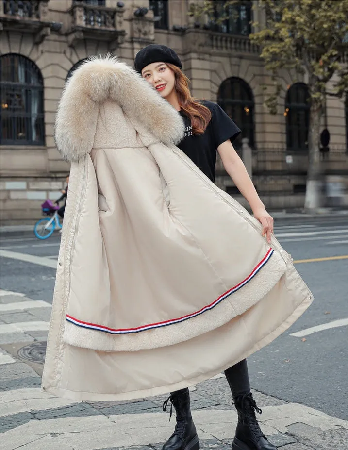 Cozy Women's Windproof Parka Featuring a Relaxed-Fit and Quilted Construction