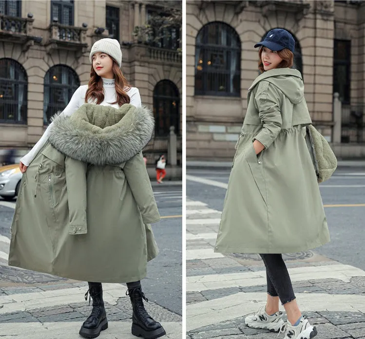 Cozy Women's Windproof Parka Featuring a Relaxed-Fit and Quilted Construction