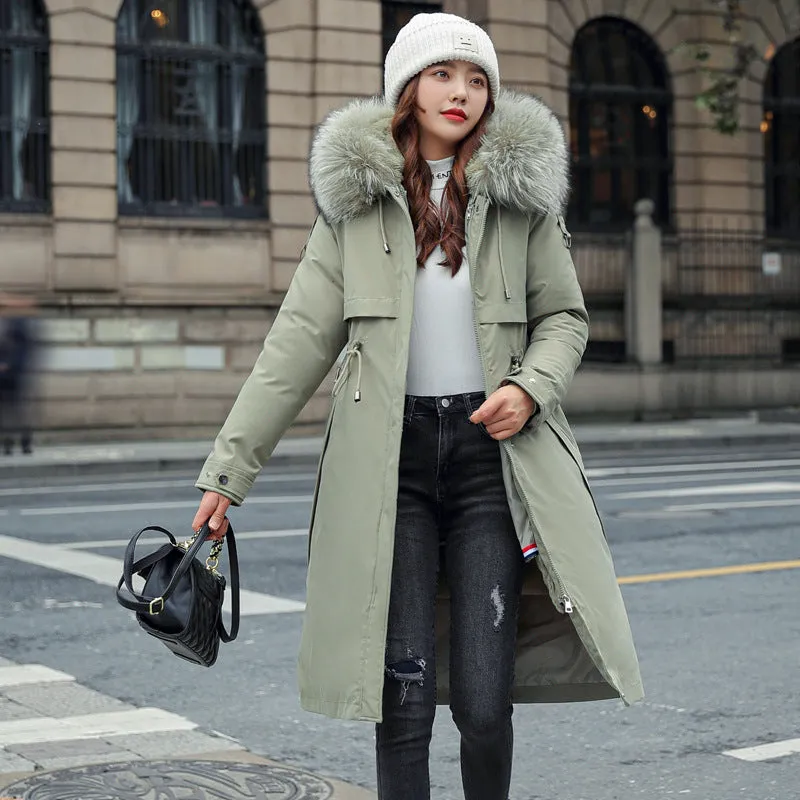 Cozy Women's Windproof Parka Featuring a Relaxed-Fit and Quilted Construction