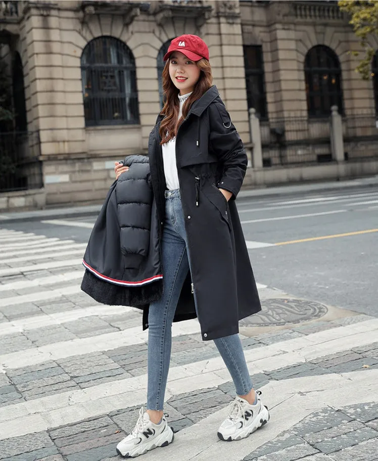 Cozy Women's Windproof Parka Featuring a Relaxed-Fit and Quilted Construction