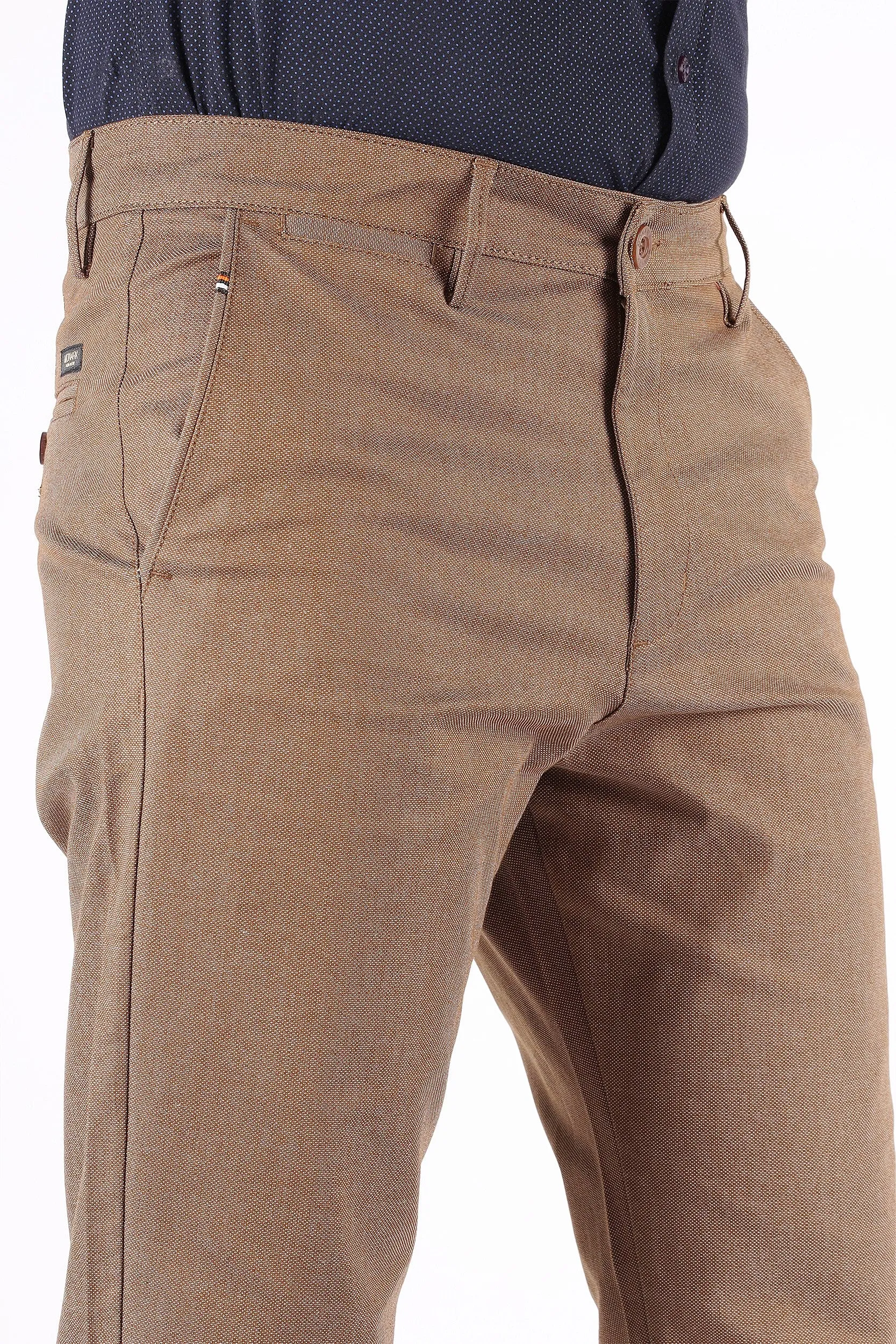 DOBBY TEXTURED TAPERED PANTS