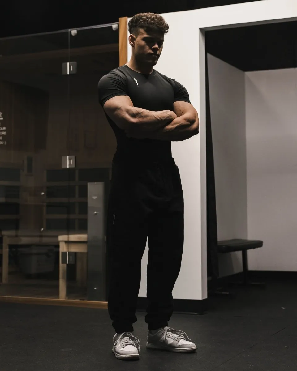 ESSENTIAL JOGGER SWEATPANTS