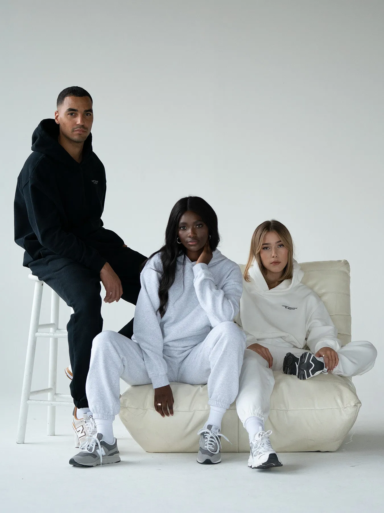ESSENTIALS - Sweatpants  •  Light Grey