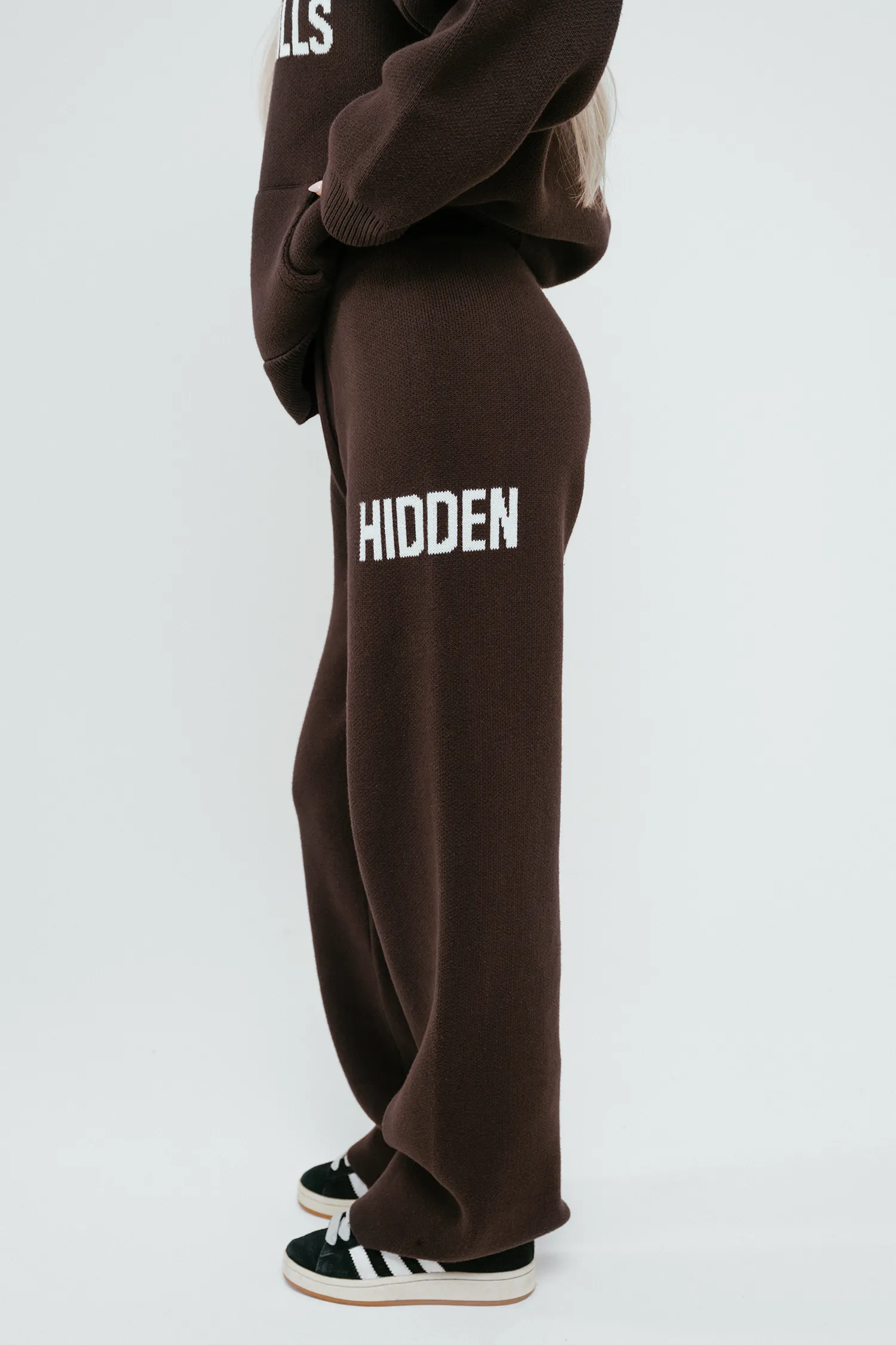 KNIT SWEATPANTS DARK BROWN