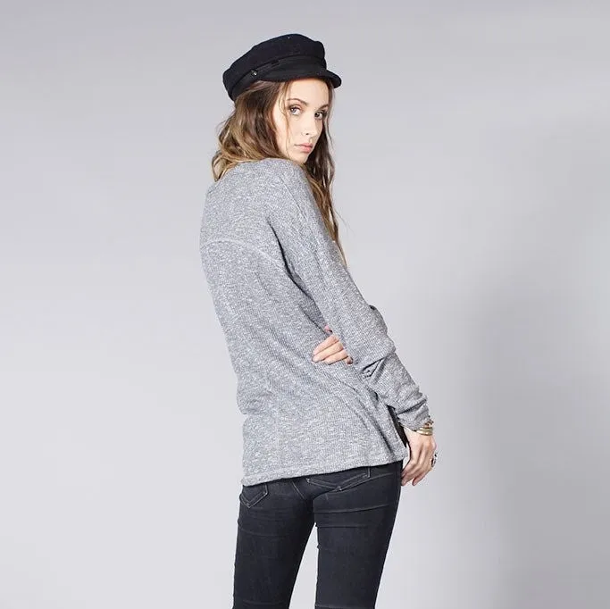 KNOT SISTERS Ocean Messa Long Sleeve Tee