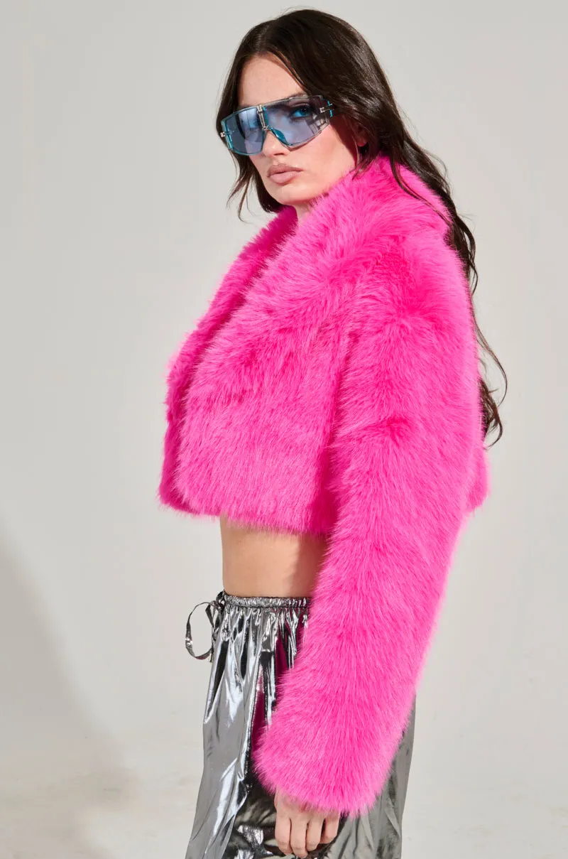 LIGHTS OUT CROPPED FAUX FUR JACKET IN PINK