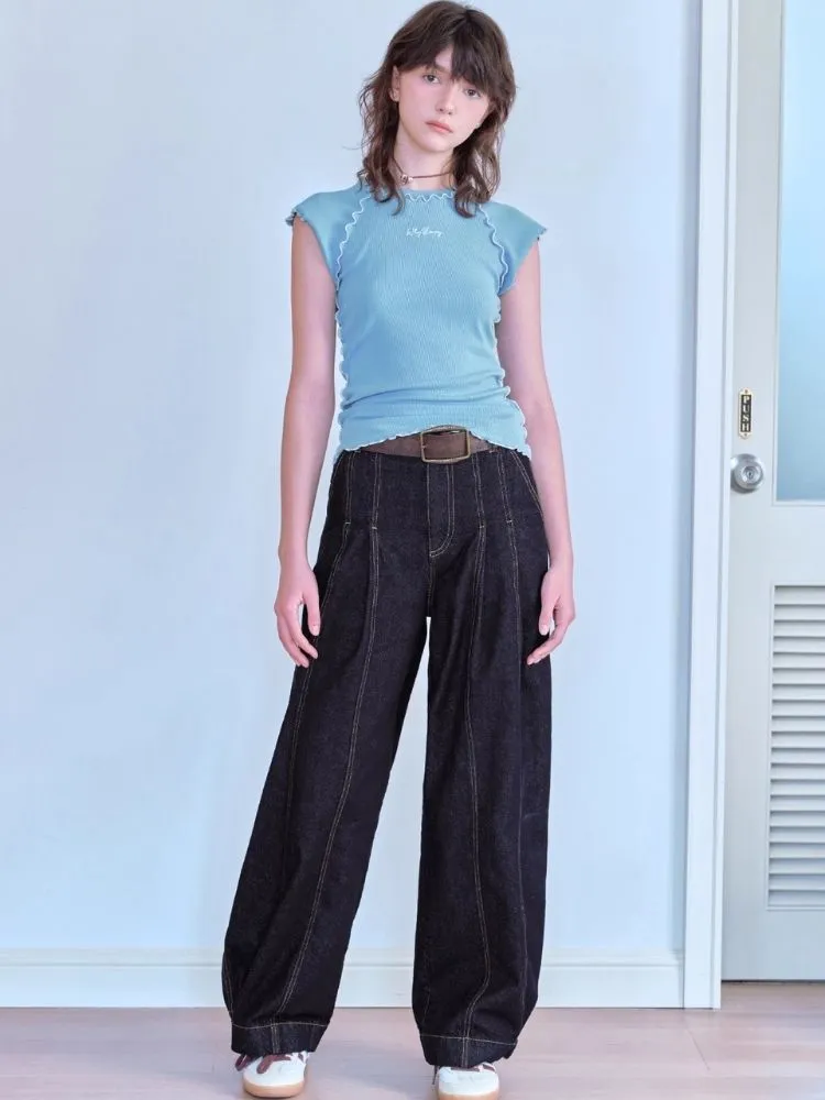 loose wide-leg pants