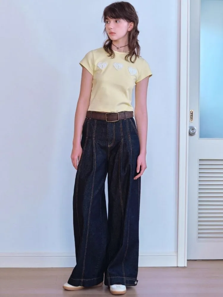 loose wide-leg pants