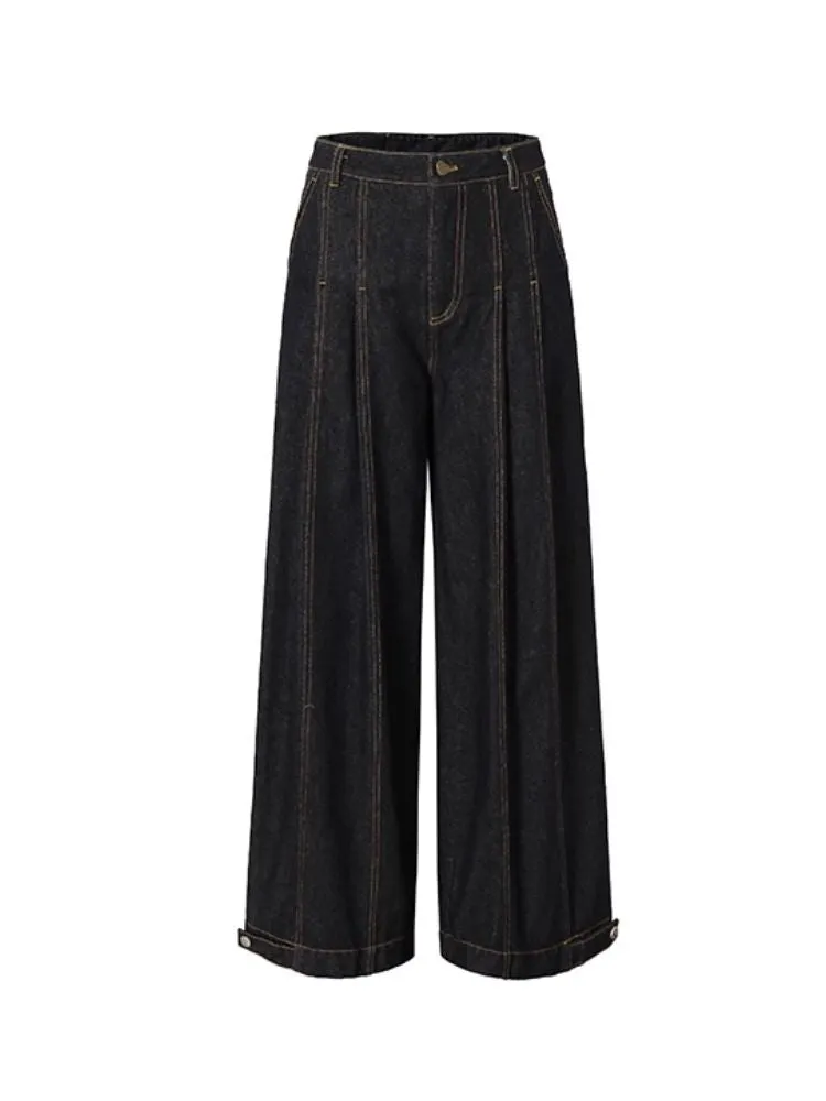loose wide-leg pants