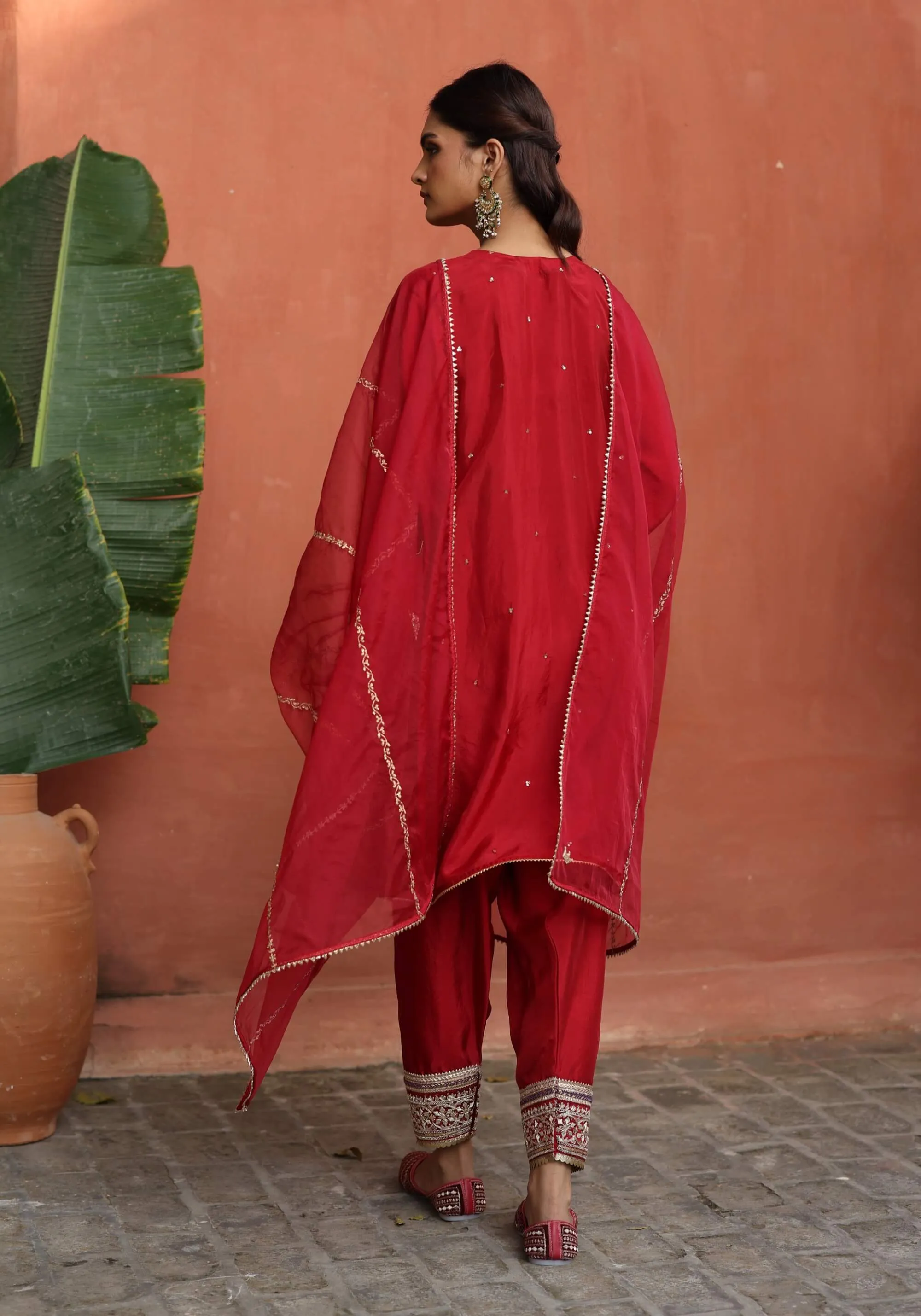 Nazira red kurta set