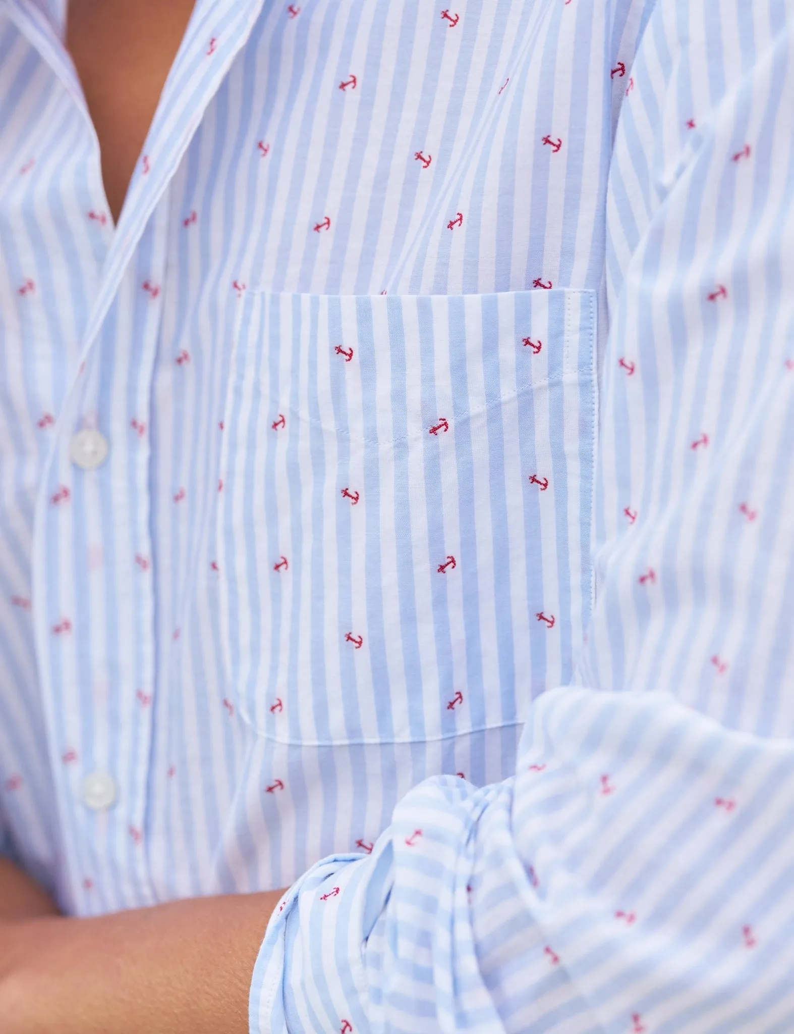OVERSIZED BUTTON UP SHIRT