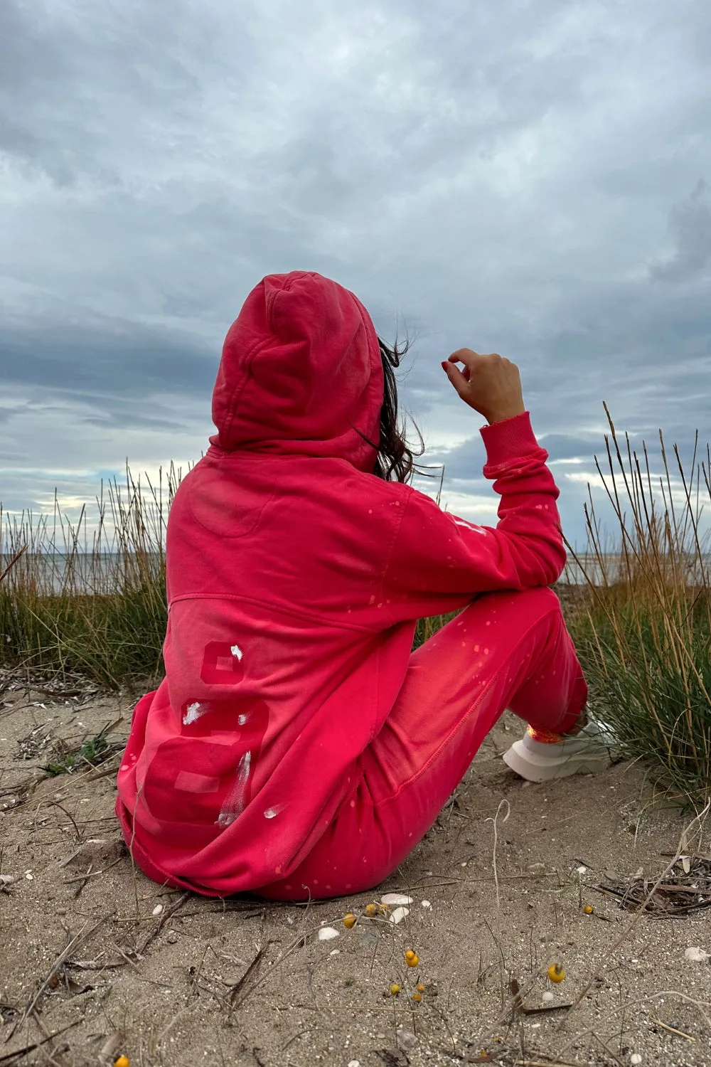 OVERSIZED HOODIE