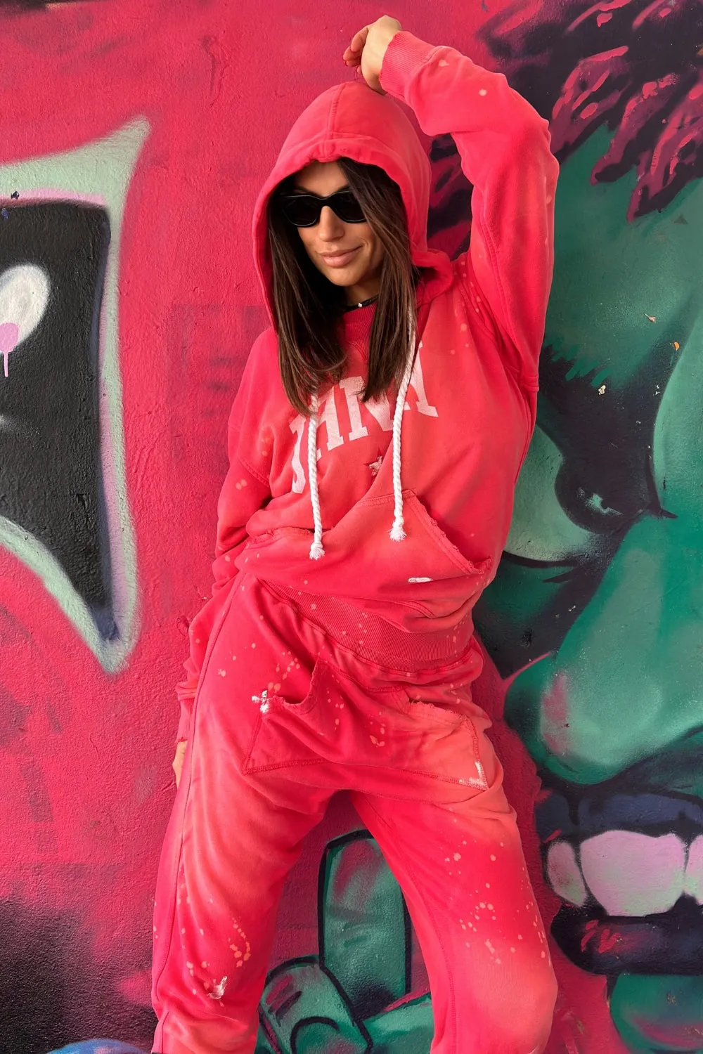 OVERSIZED HOODIE