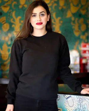 Plain Black Sweat Shirt For women