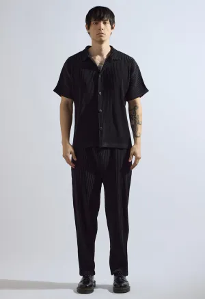Pleated Short Sleeve Button Down in Black