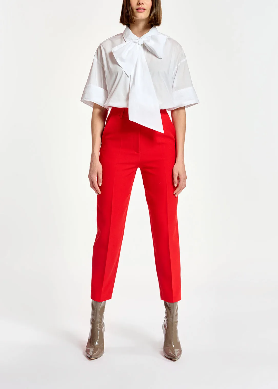 Red tapered pants