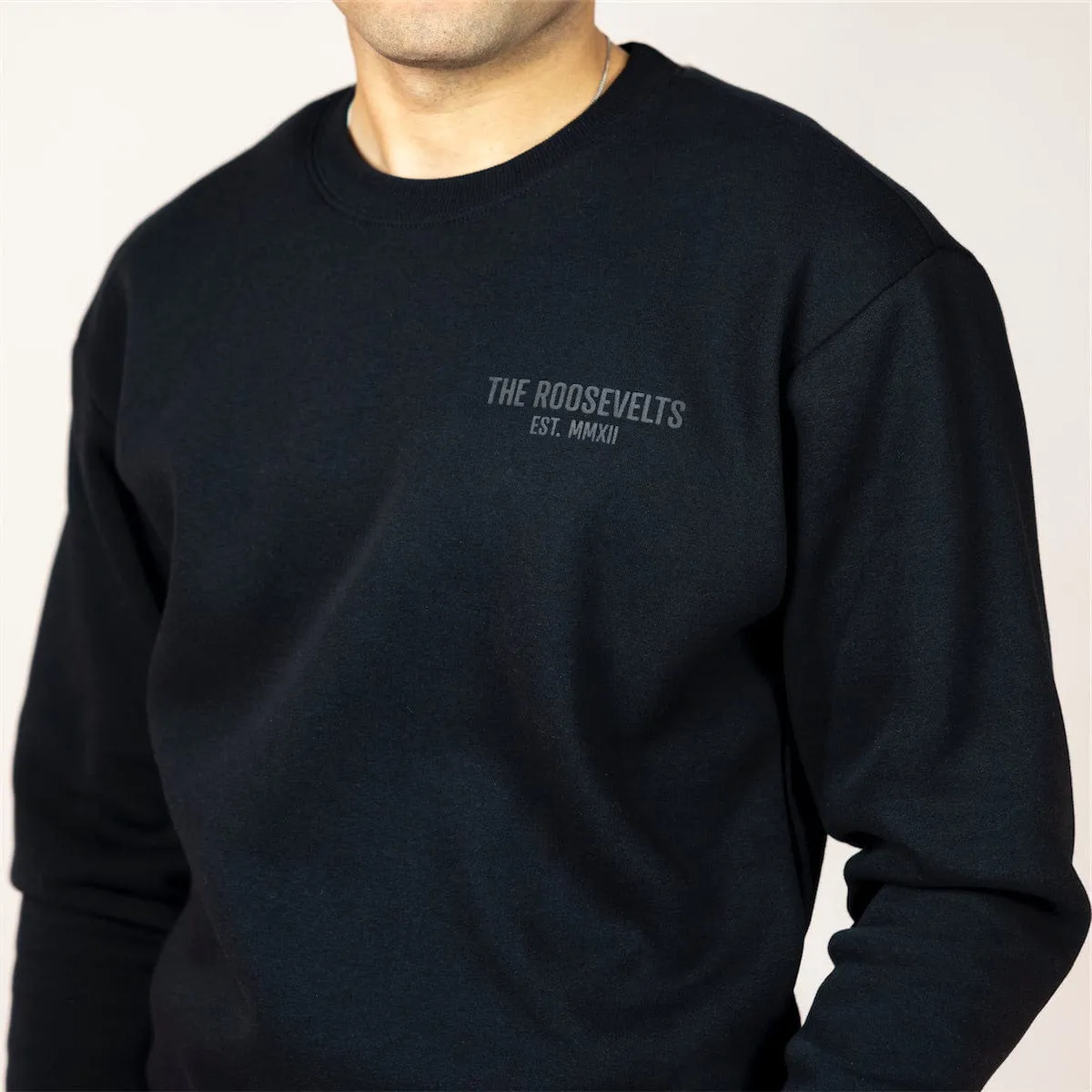 Roosevelts Stealth – Crewneck Sweatshirt
