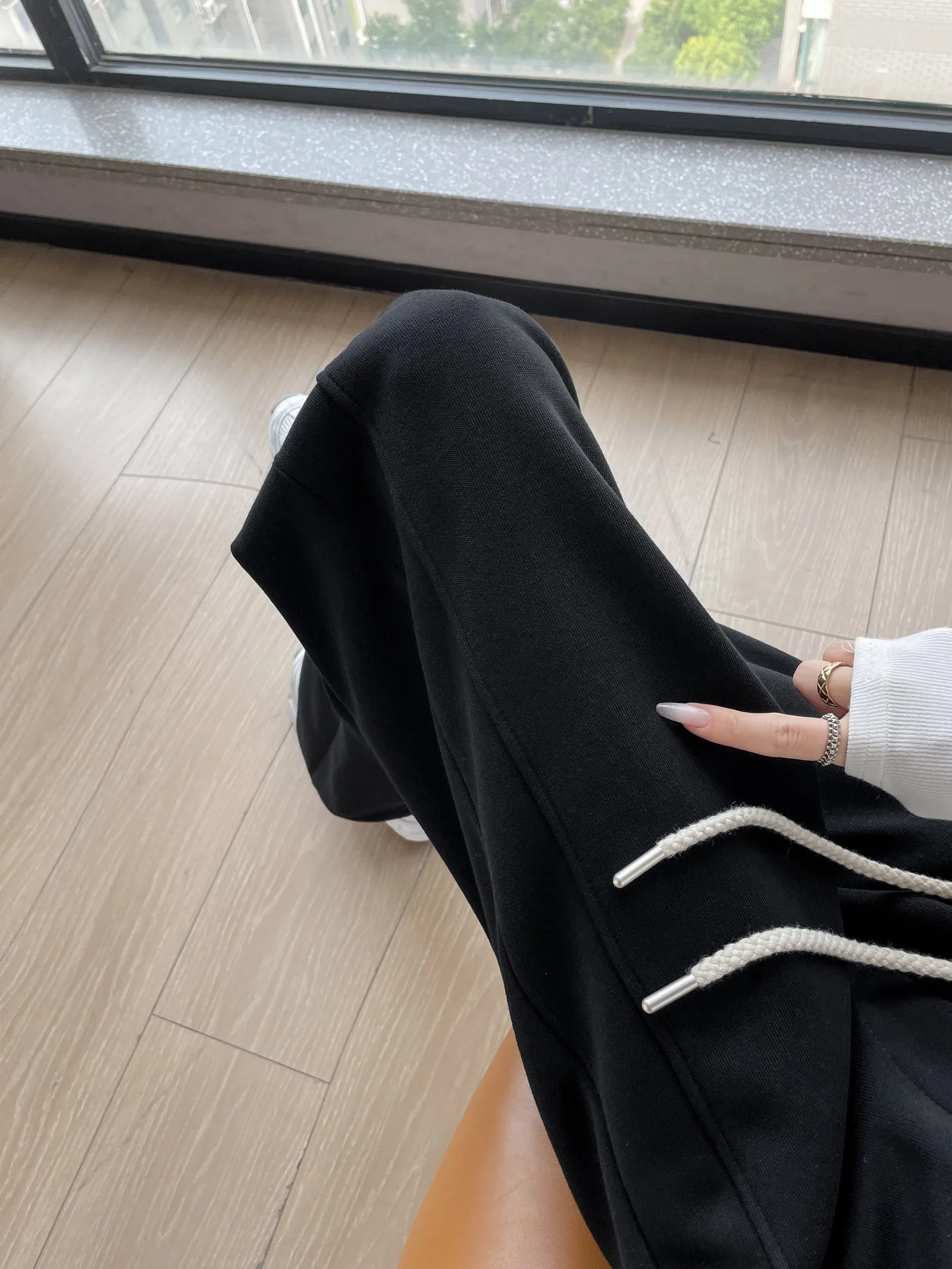 Solid Color Straight-leg Sweatpants with Drawstring Waist