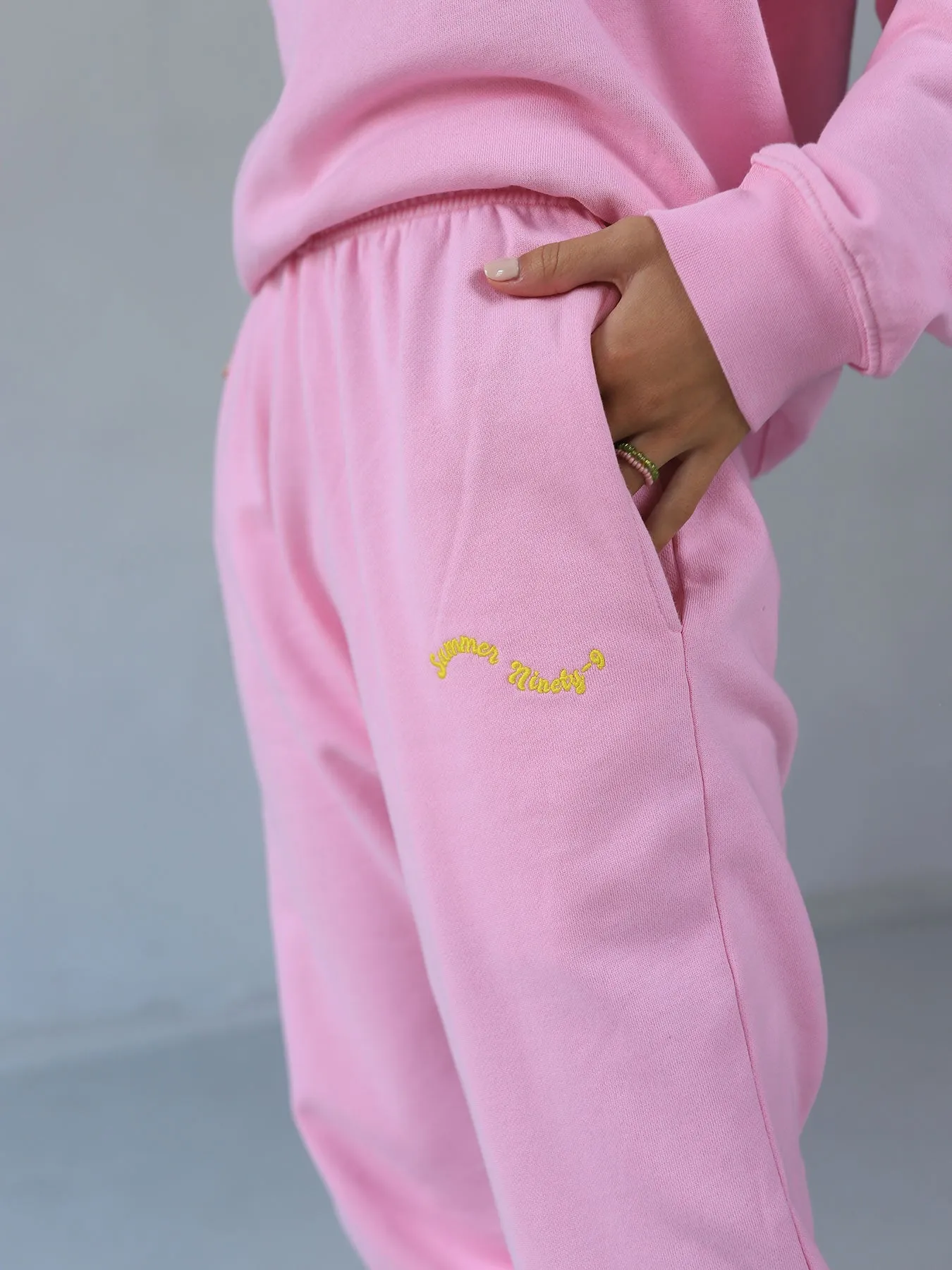 SUMMER - Sweatpants • Baby Pink