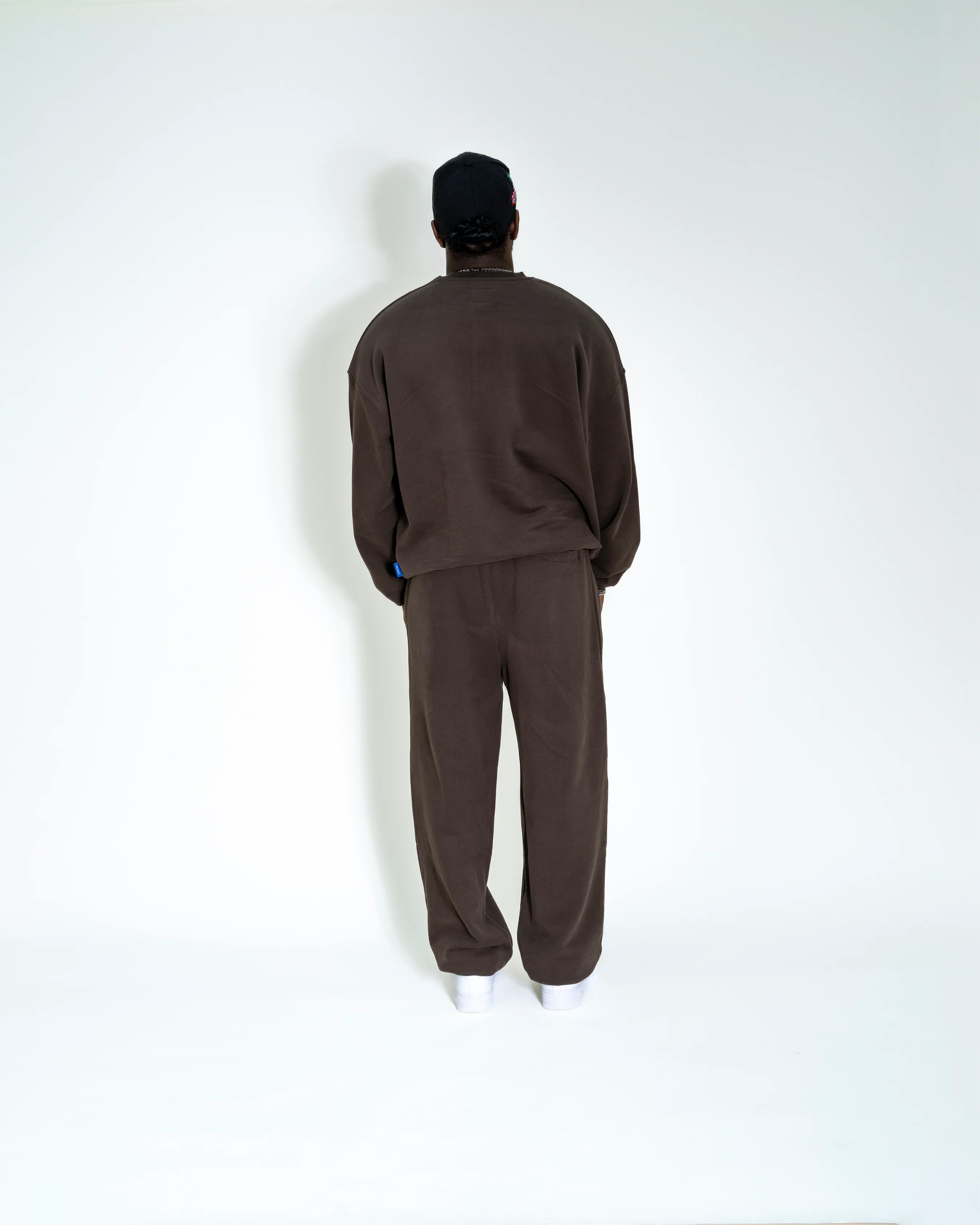 SWEATPANTS - CHOCOLATE BROWN