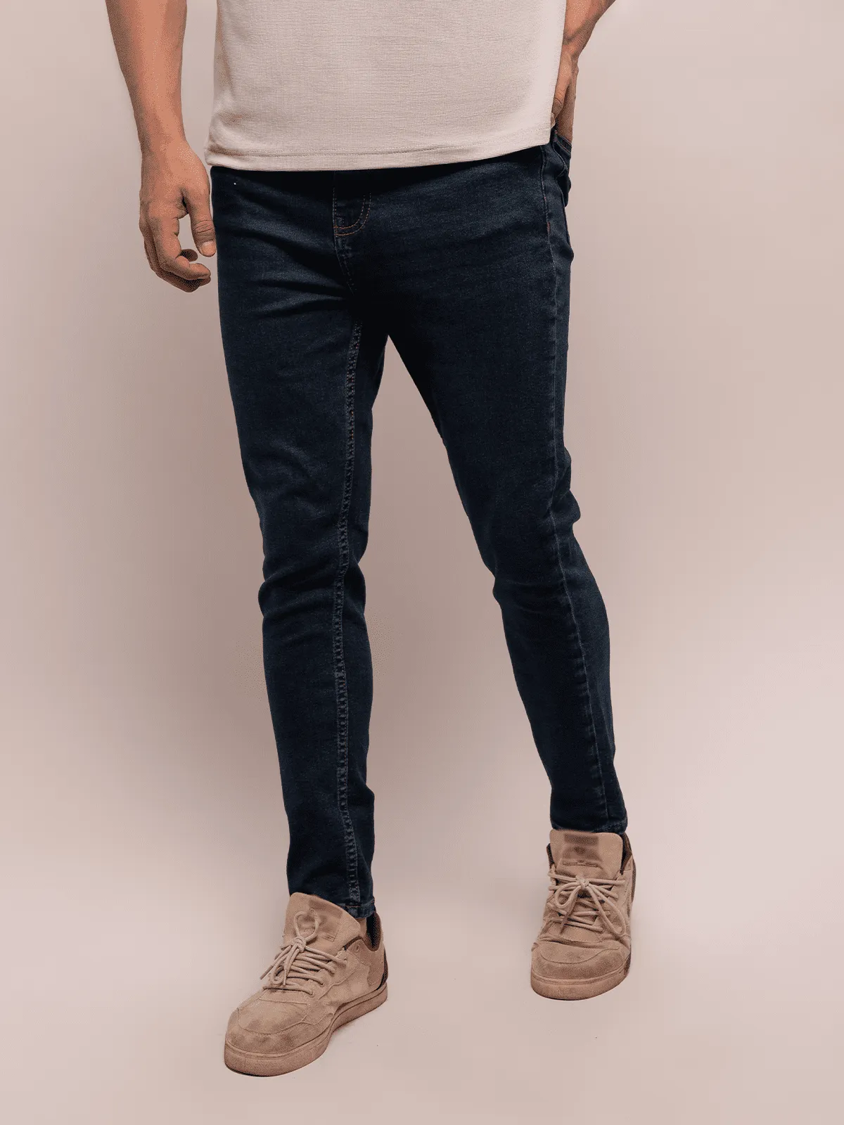 Tapered Jeans