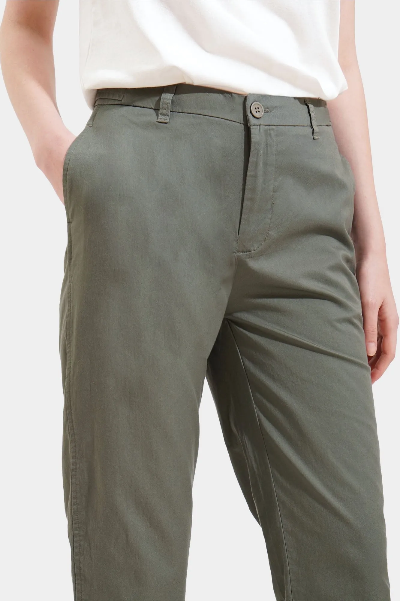 Tapered Pants