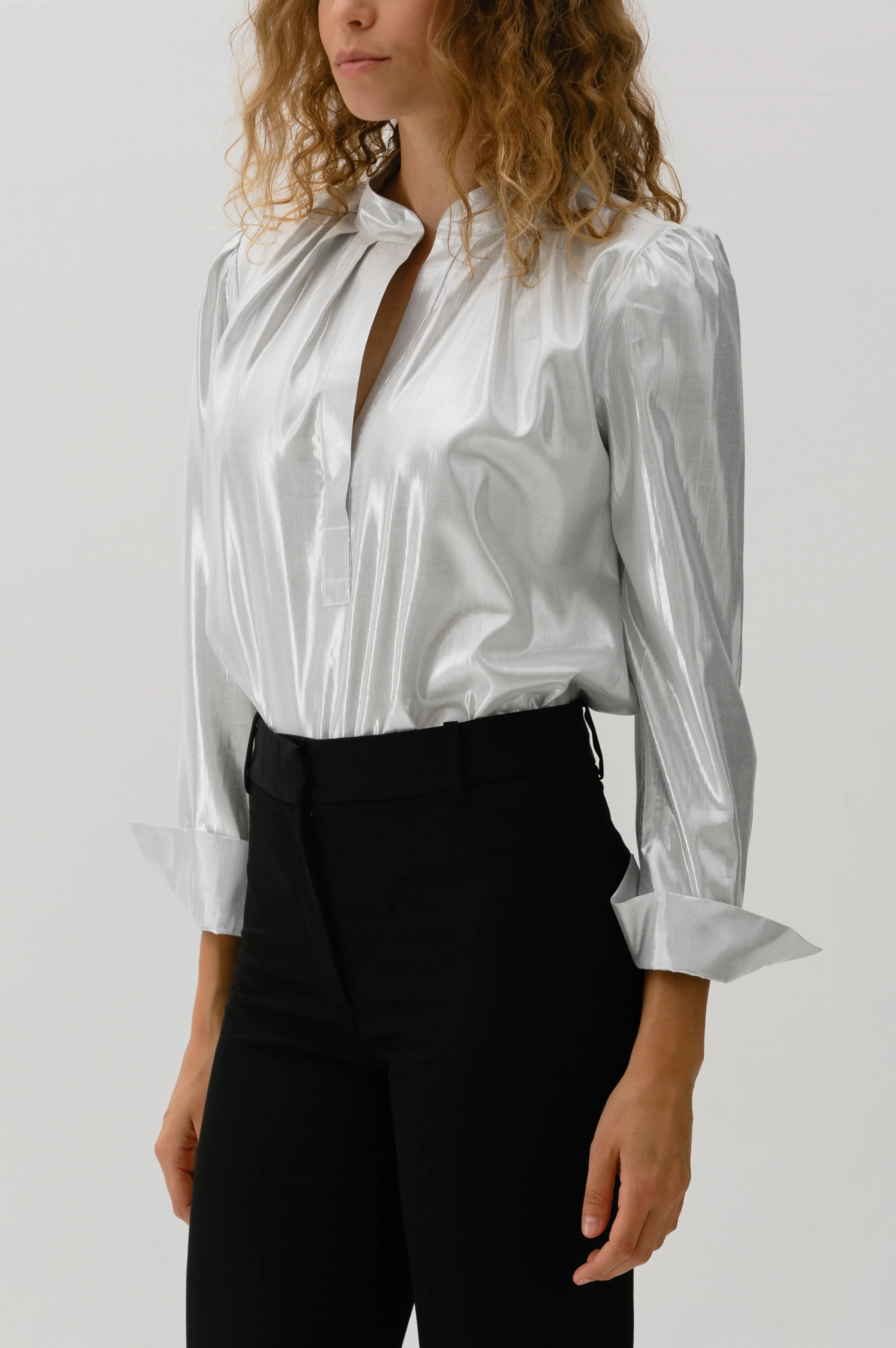 The Cissa Puff Shirt in Silver