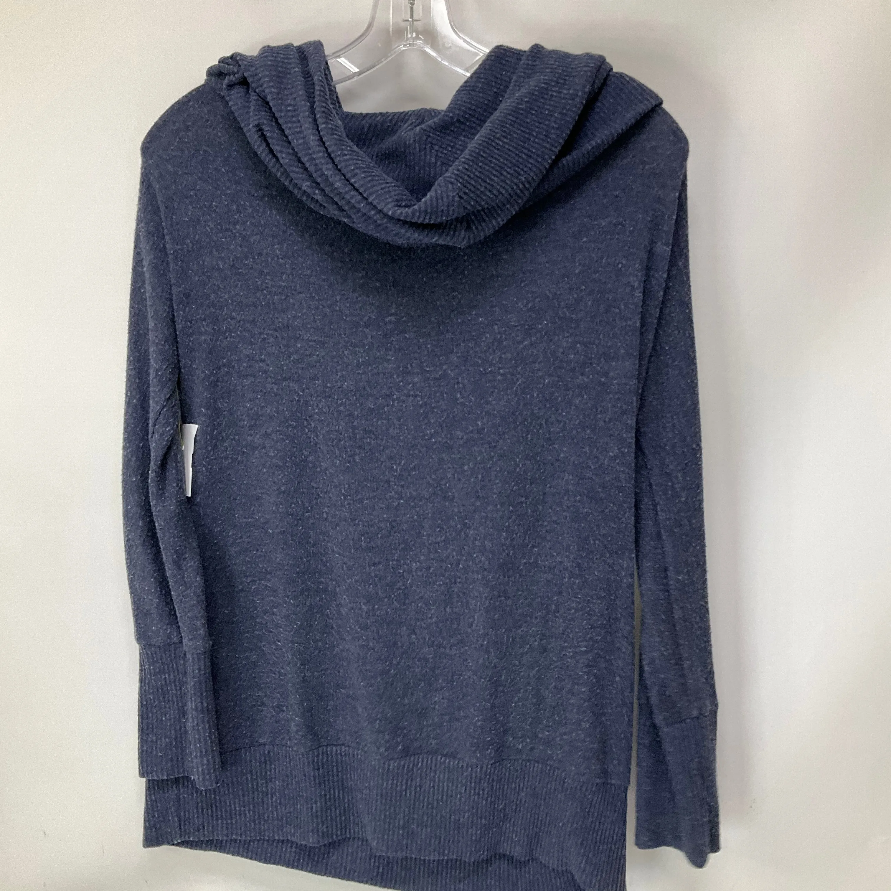 Top Long Sleeve By Michael Stars In Blue, Size: M