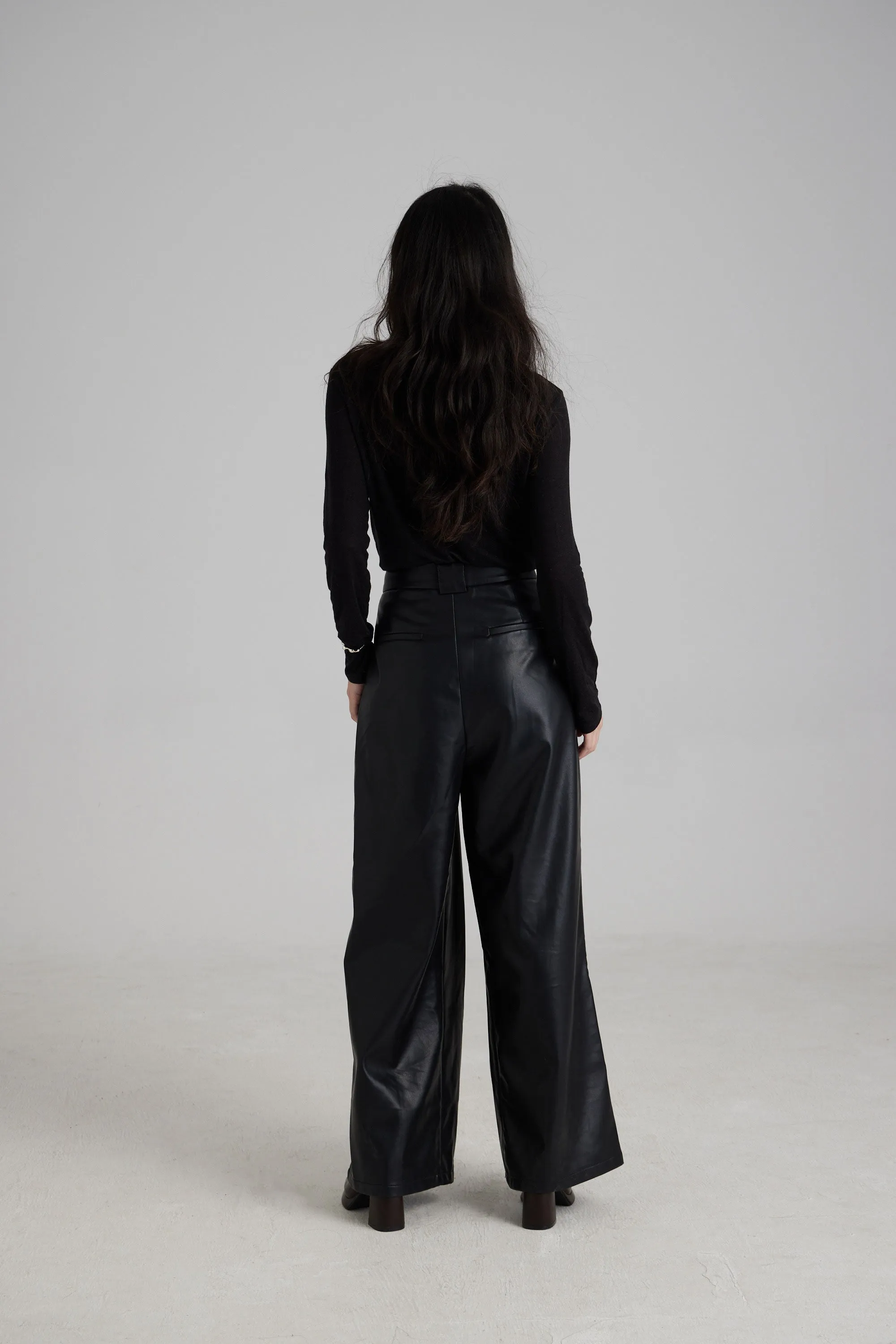 TR2404 Lucia Vegan Leather Wide-Leg Pants