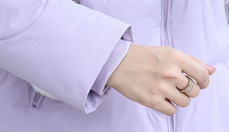 Trendy Water-resistant Padded Puffer Jacket for Women with Hip-length Design