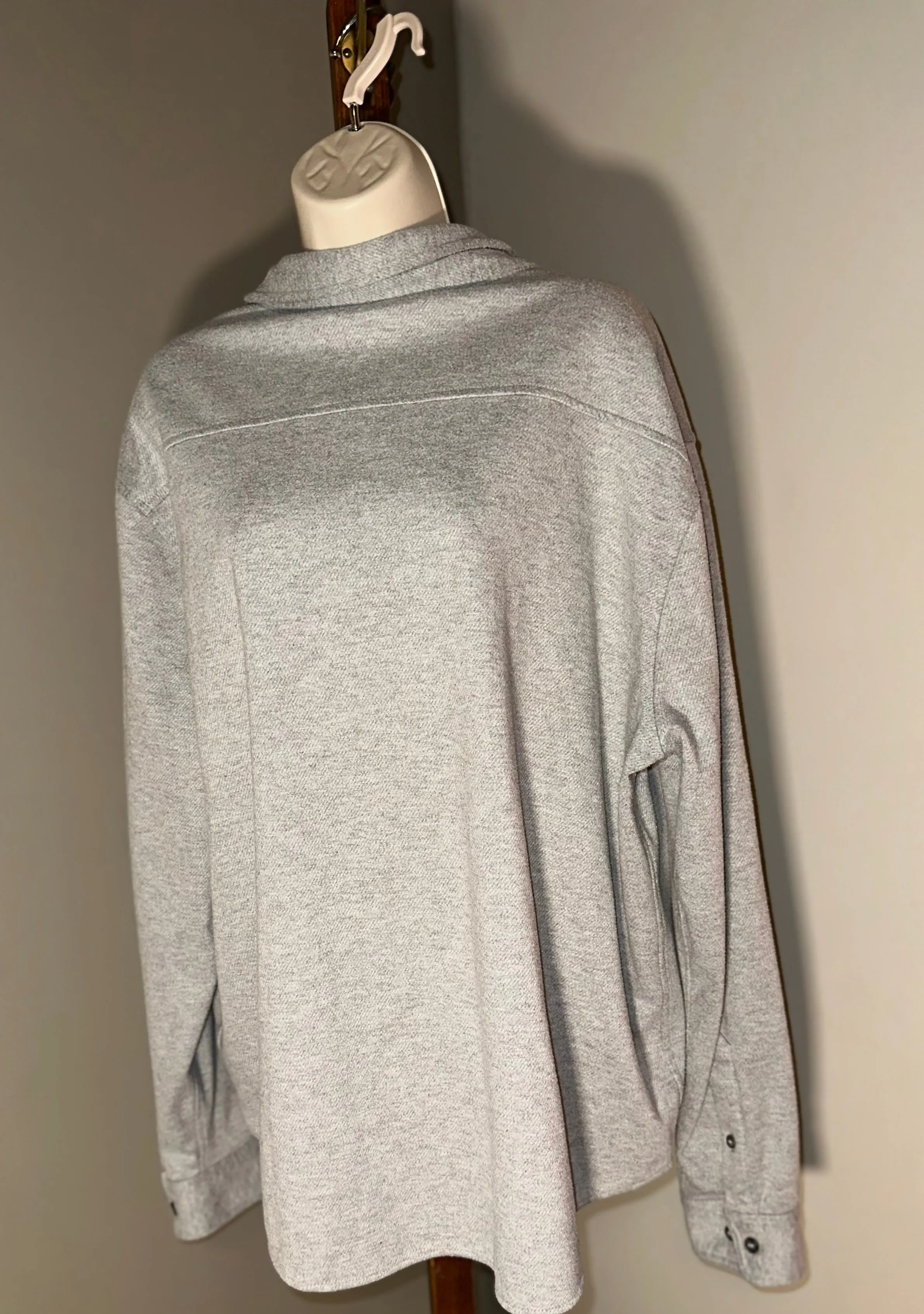 True Classic (2XL) MENS Grey Button Up Shacket