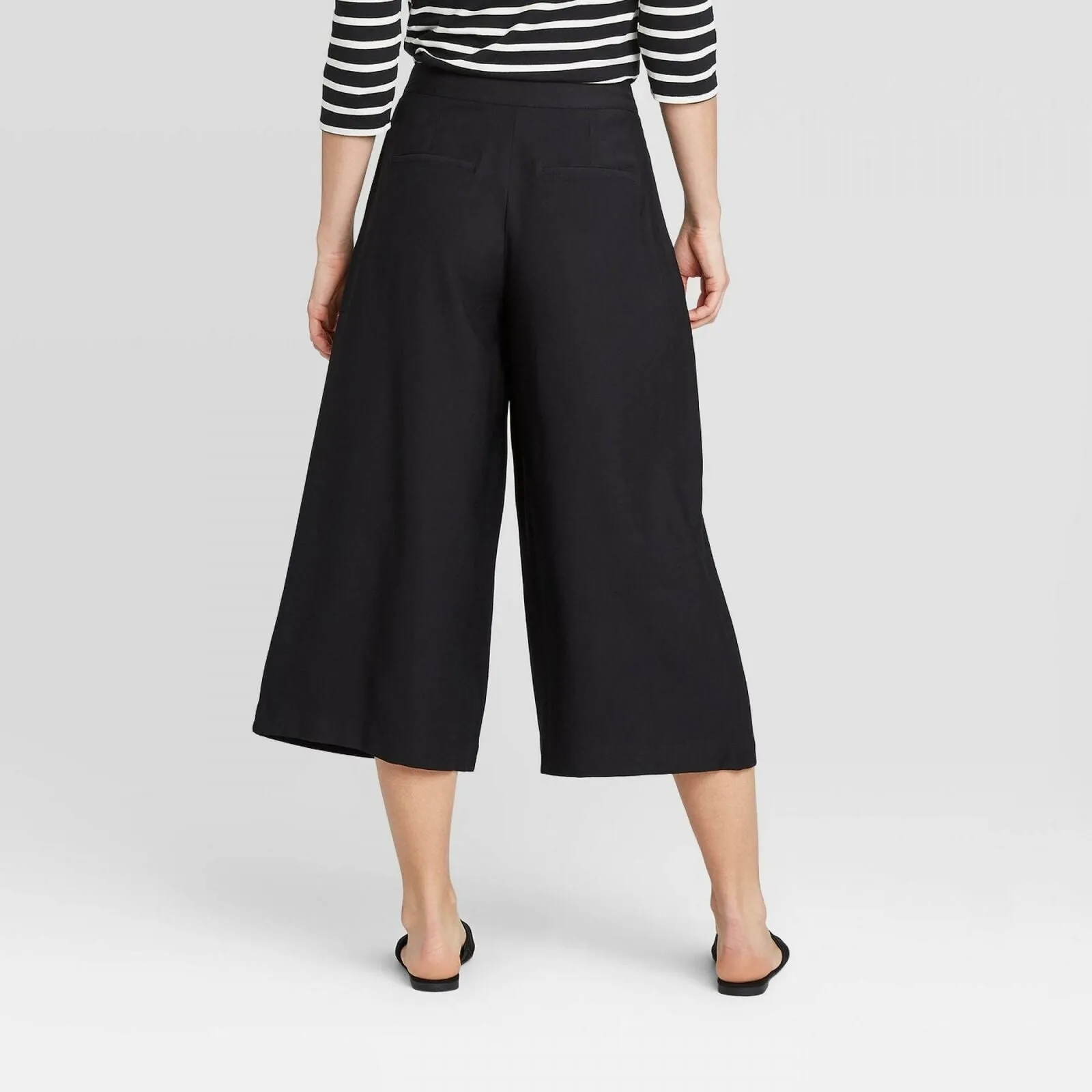Who What Wear Women's High Rise Wide Leg Front Pleat Cropped Pants