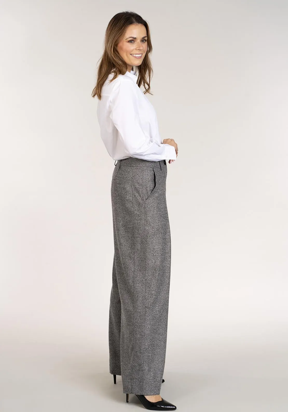 Wide Leg Pleat Grey Pant - Grey