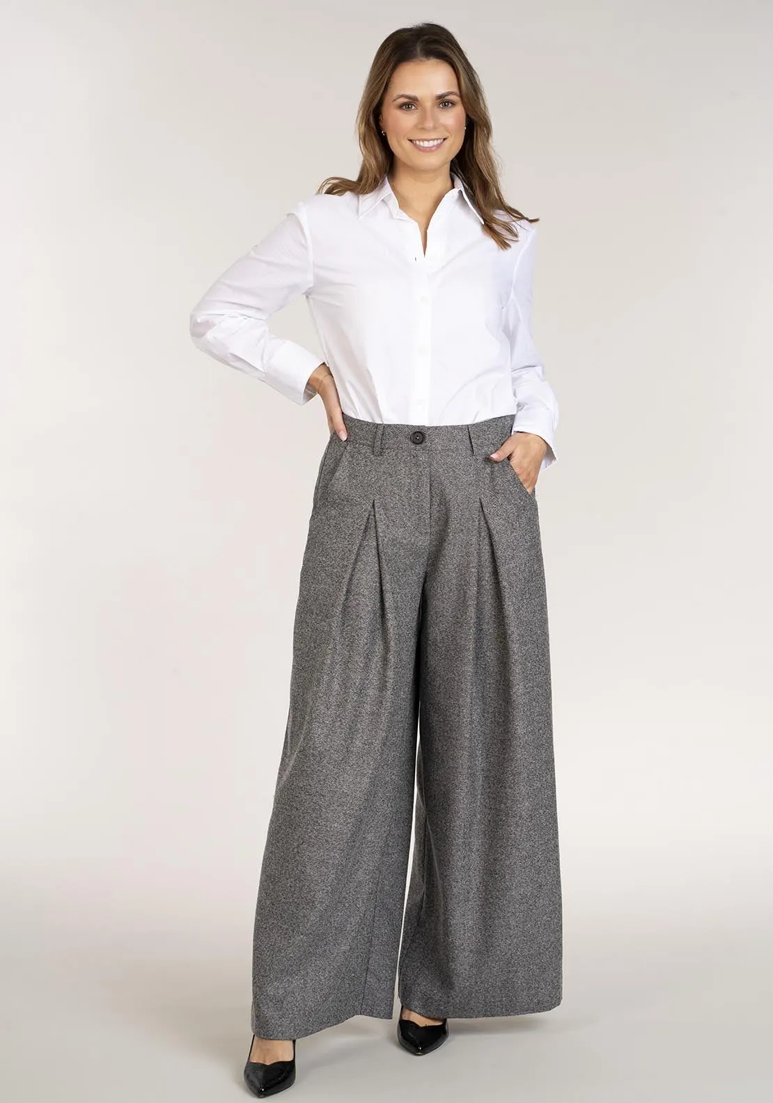 Wide Leg Pleat Grey Pant - Grey