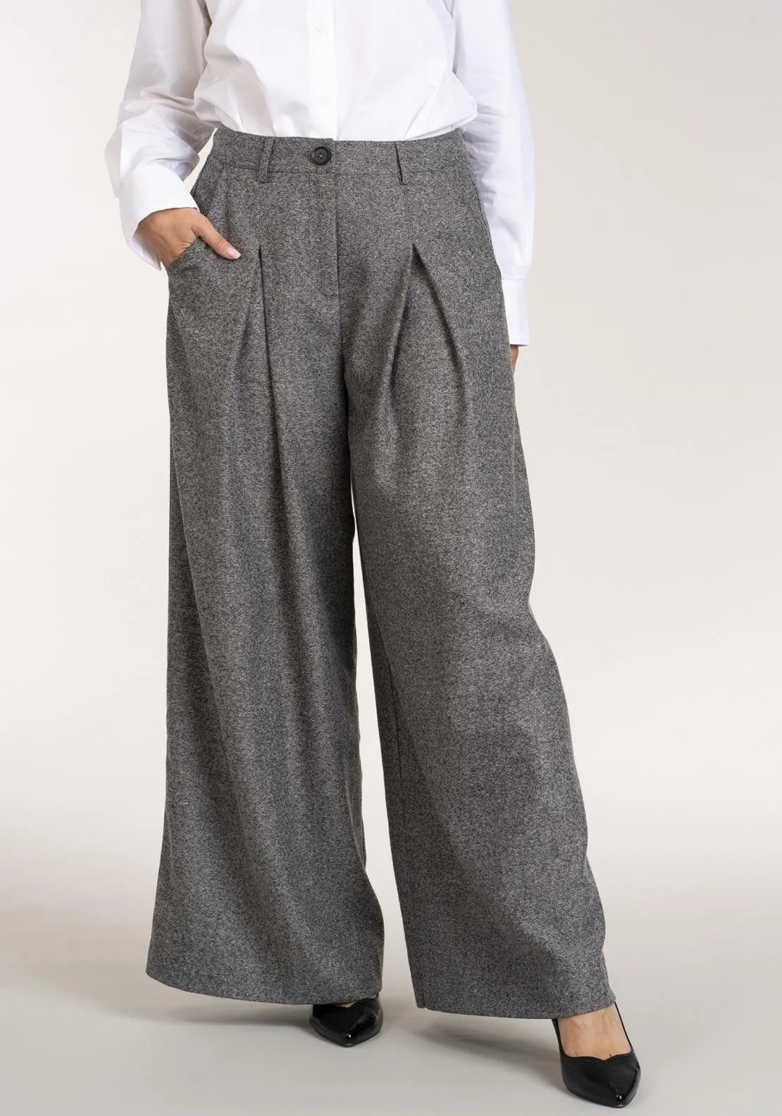 Wide Leg Pleat Grey Pant - Grey