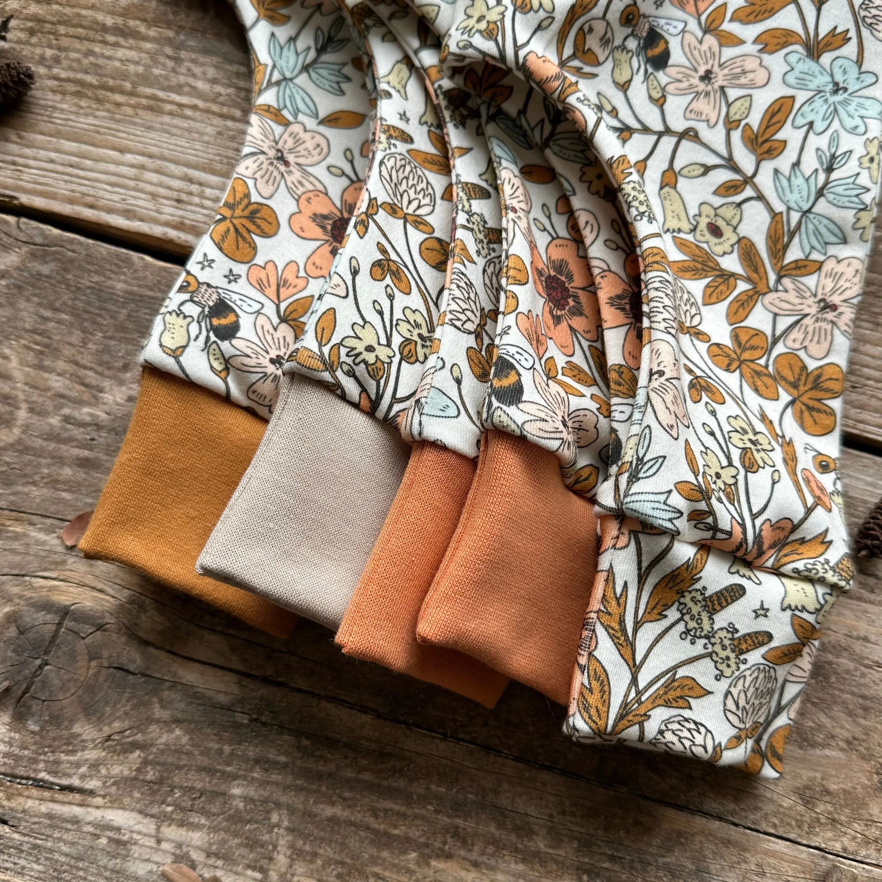 Wild Bee Long Top