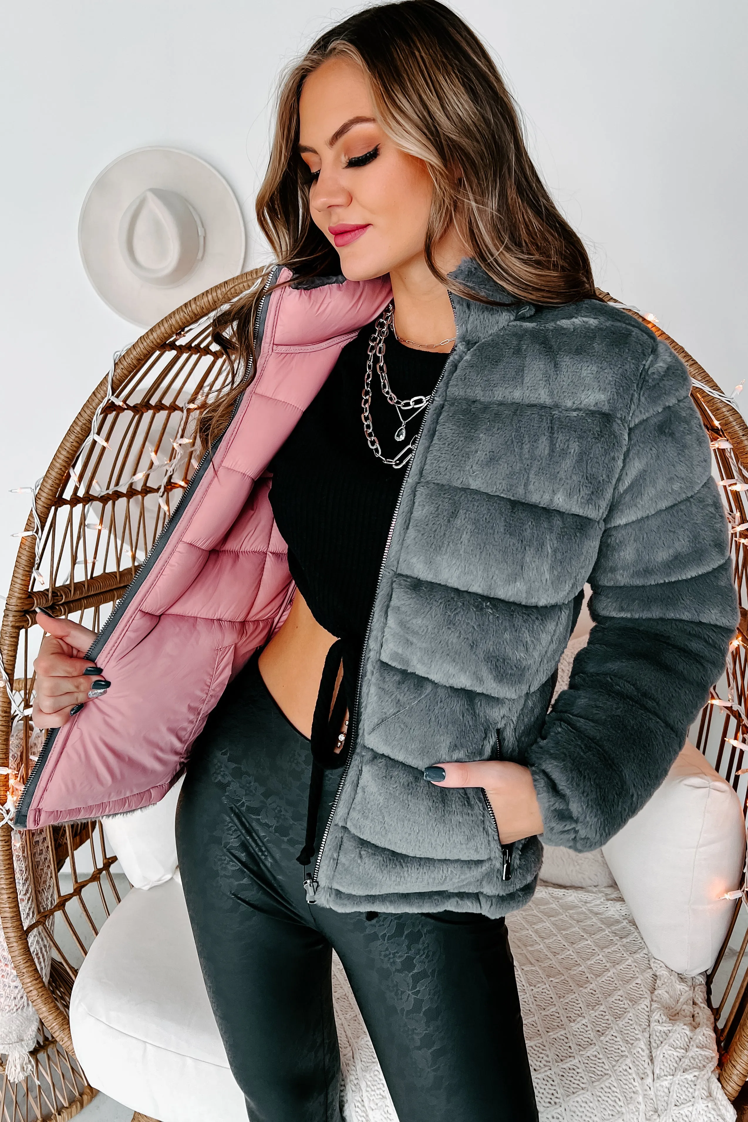 Winter Retreat Reversible Puffer Coat (Dark Grey/Mauve)