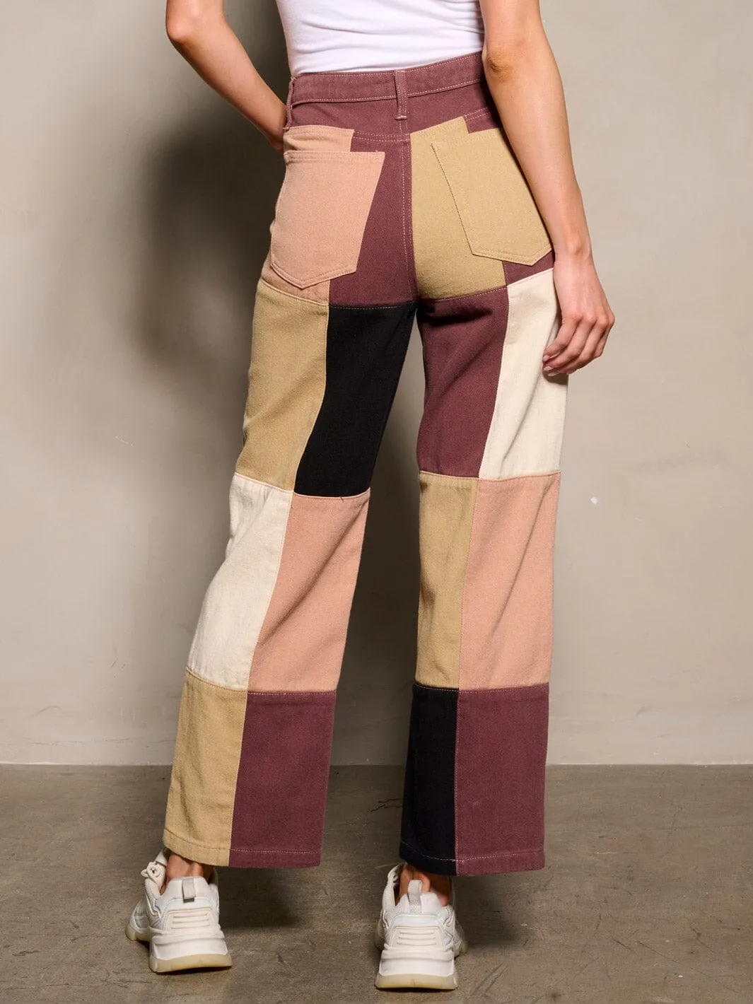 WOMEN'S BUTTON CLOSURE POCKETS COLORBLOCK DENIM PANTS