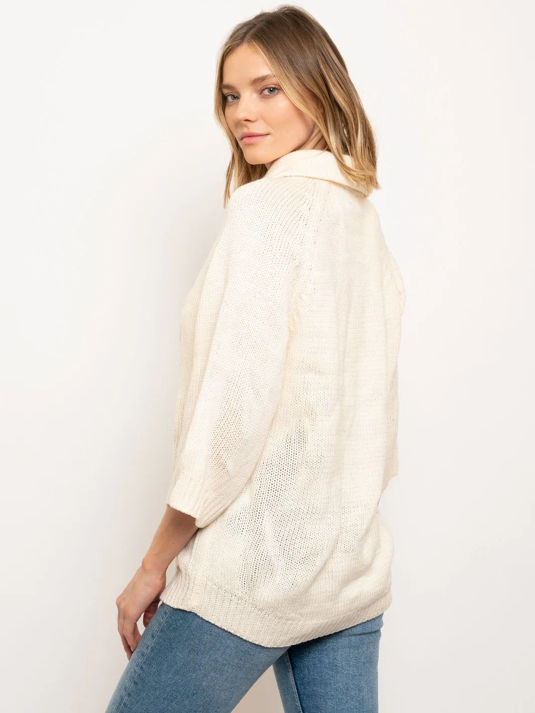 WOMEN'S BUTTON UP CREAM SWEATER